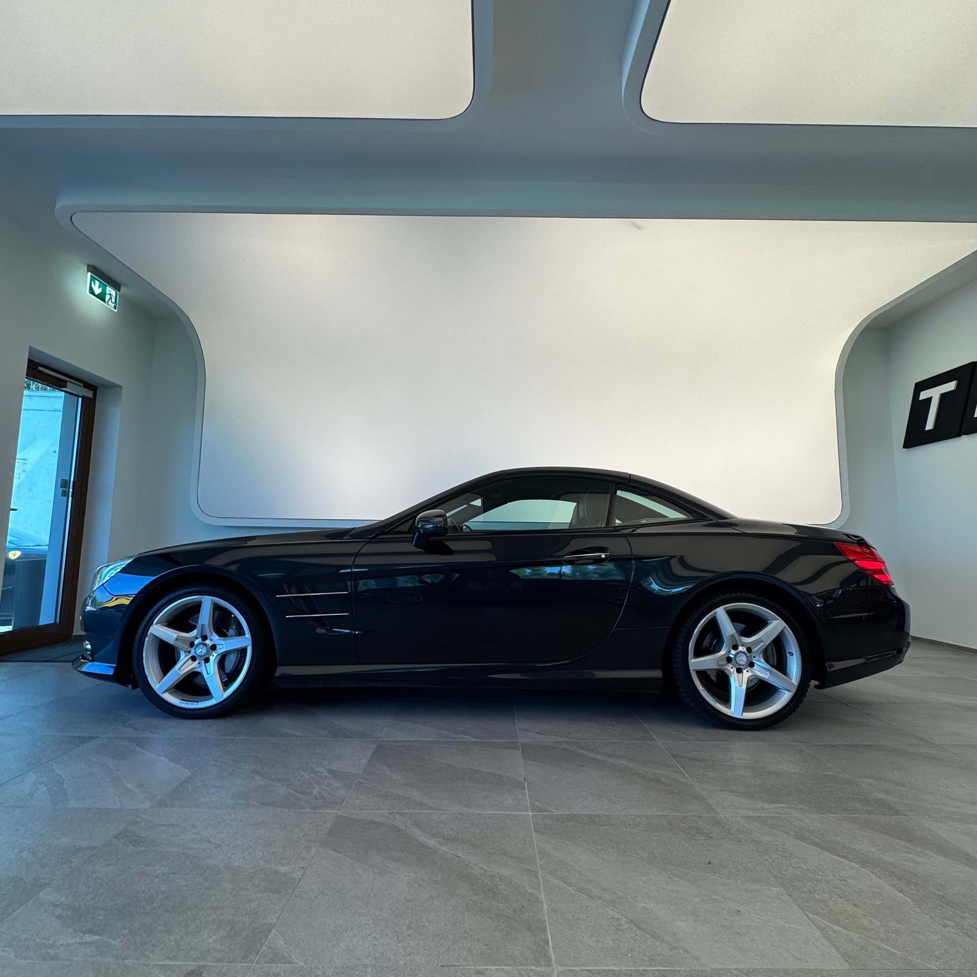 MERCEDES-BENZ SL 500 7G-Tronic-image-3