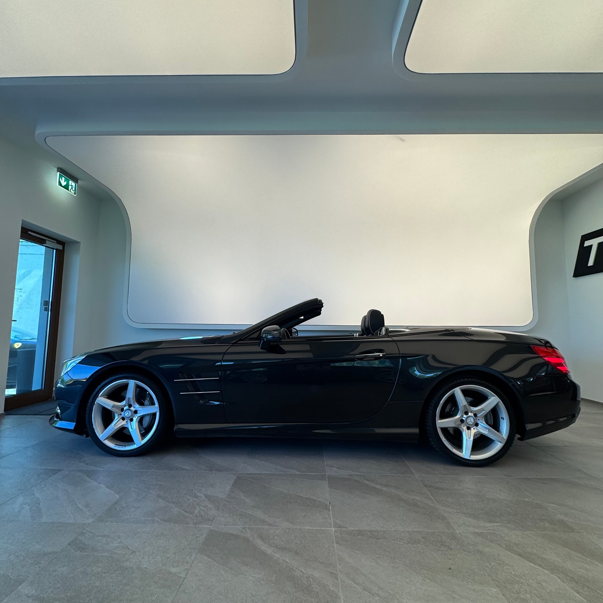MERCEDES-BENZ SL 500 7G-Tronic-image-4
