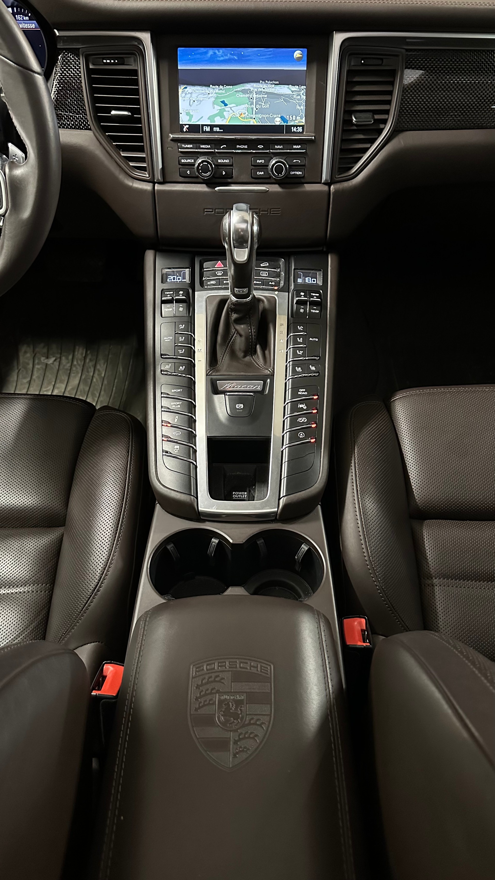 PORSCHE Macan Turbo PDK-image-1