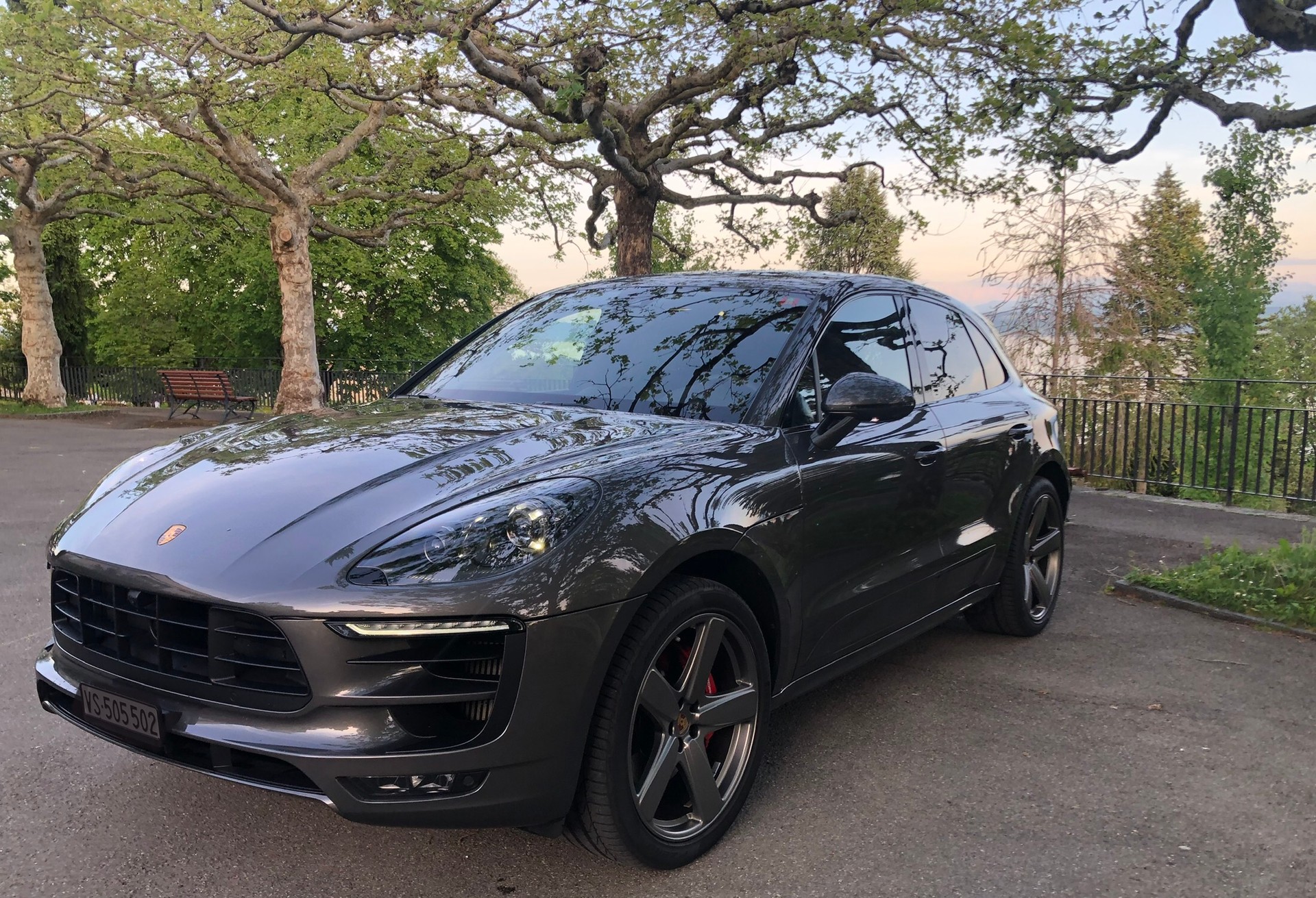PORSCHE Macan Turbo PDK-image-0