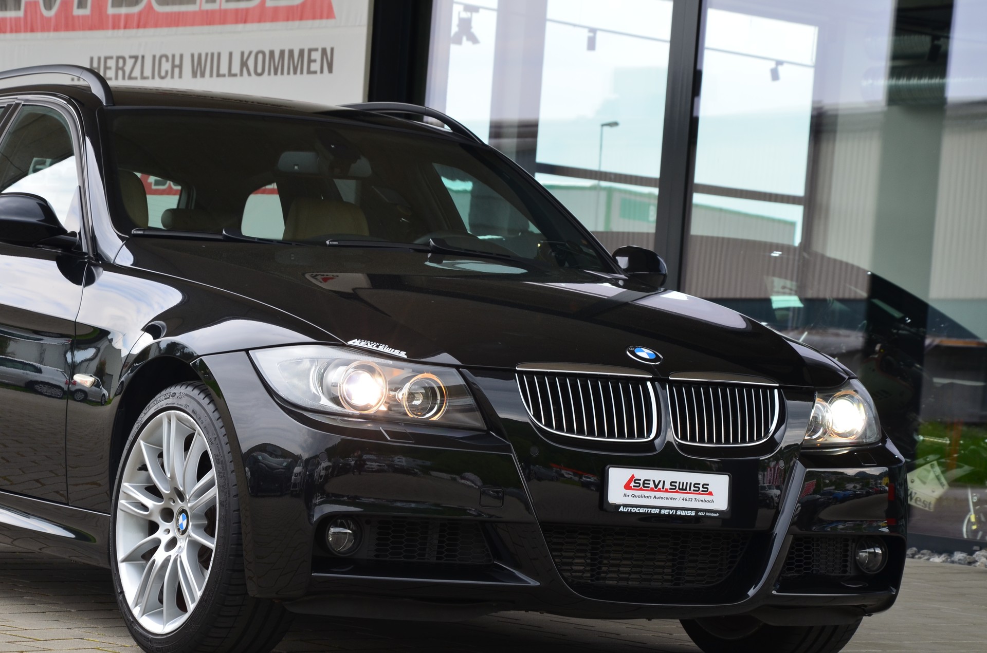 BMW 335xi Touring Steptronic*M-Sportpaket*Frisch ab MFK*-image-1