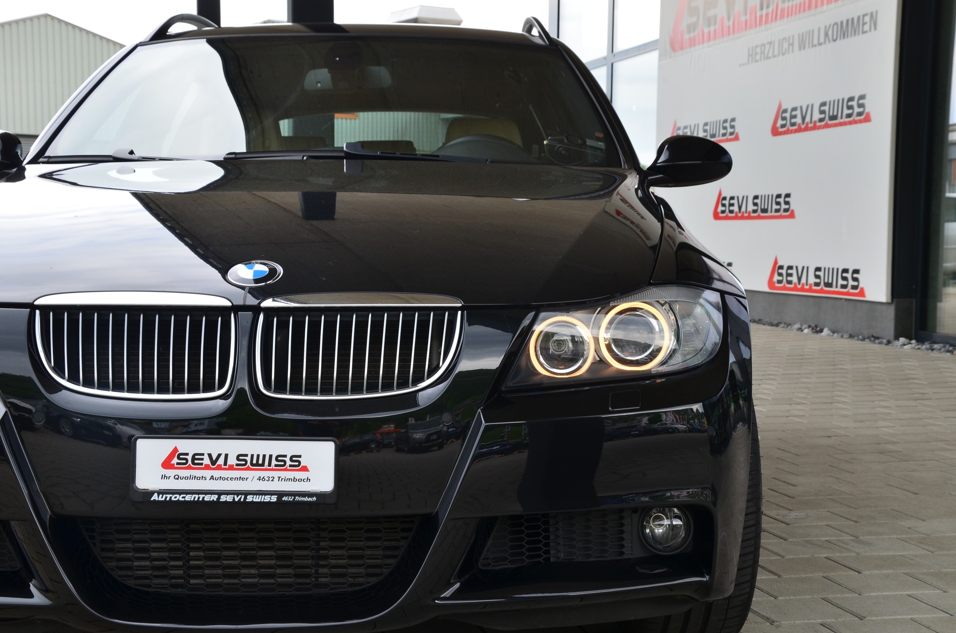 BMW 335xi Touring Steptronic*M-Sportpaket*Frisch ab MFK*-image-8
