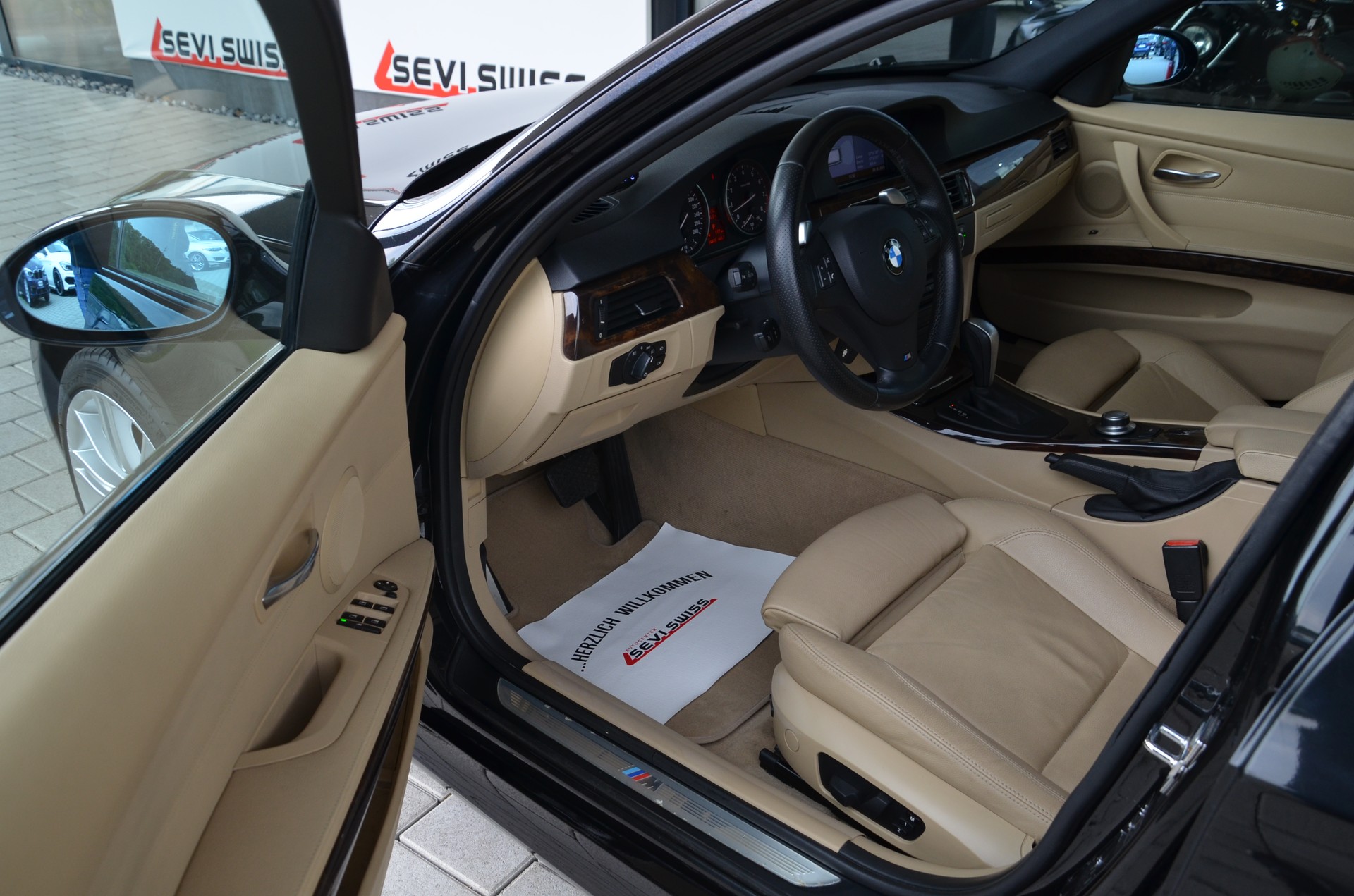 BMW 335xi Touring Steptronic*M-Sportpaket*Frisch ab MFK*-image-9
