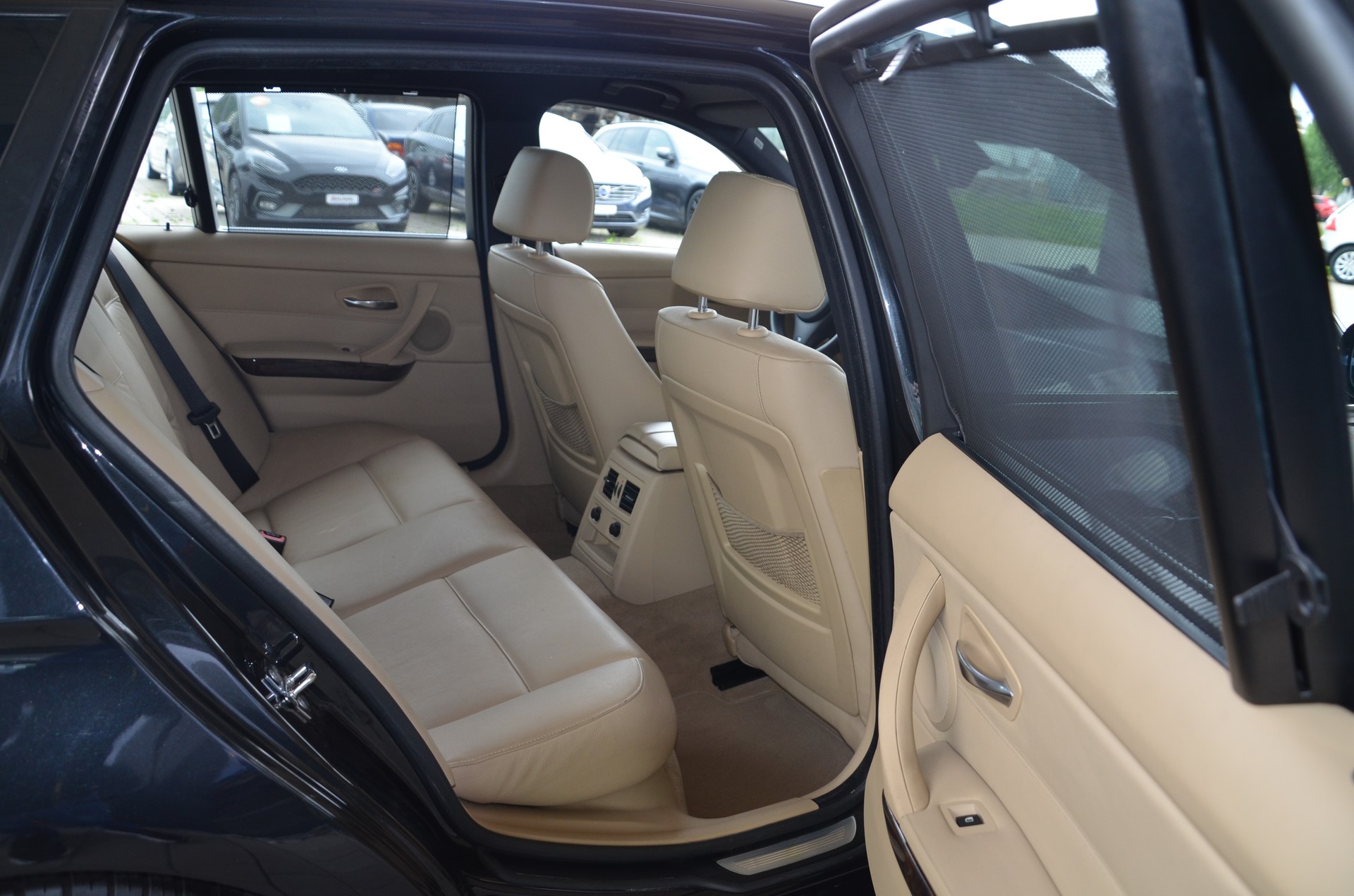 BMW 335xi Touring Steptronic*M-Sportpaket*Frisch ab MFK*-image-11