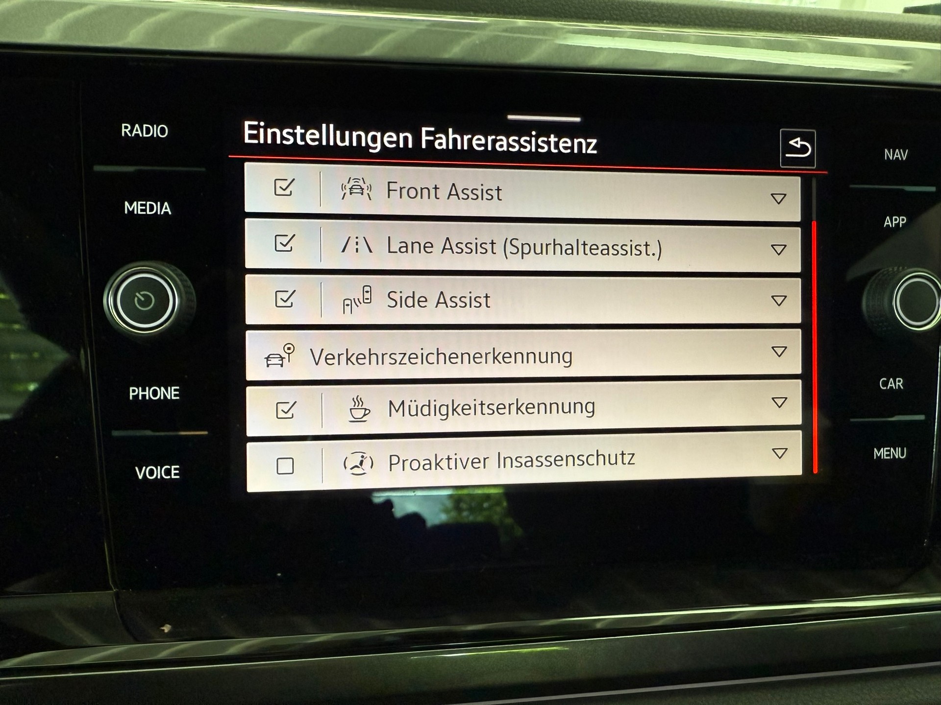 VW Polo 2.0 TSI GTI DSG, 8-fach breift-image-27
