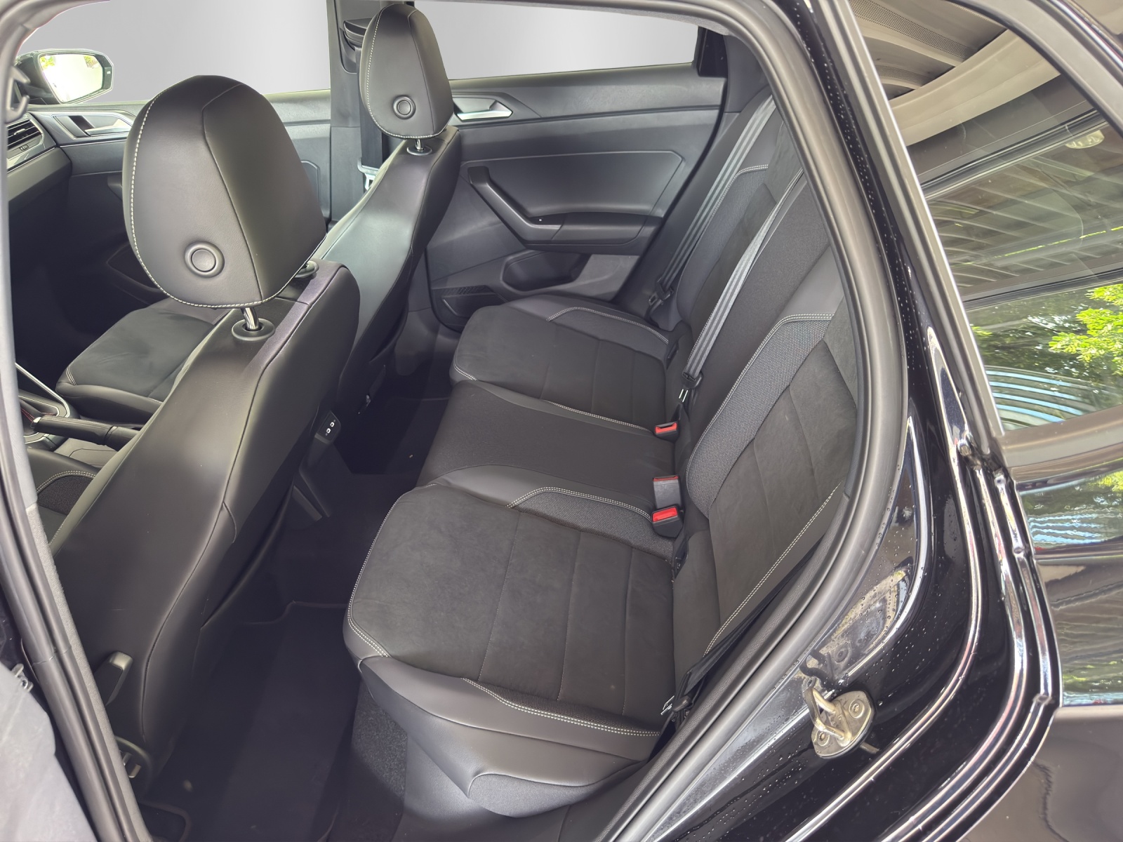 VW Polo 2.0 TSI GTI DSG, 8-fach breift-image-9