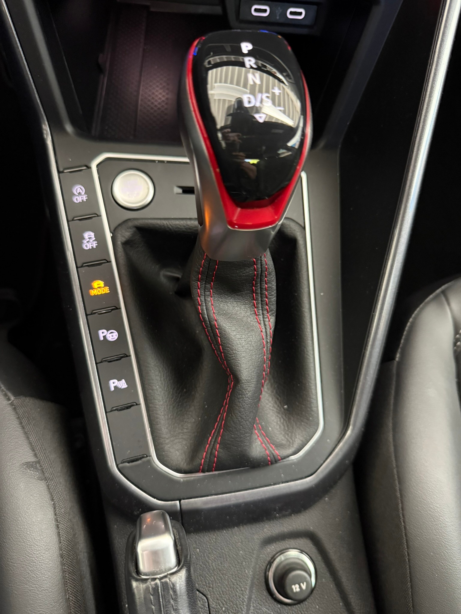 VW Polo 2.0 TSI GTI DSG, 8-fach breift-image-13