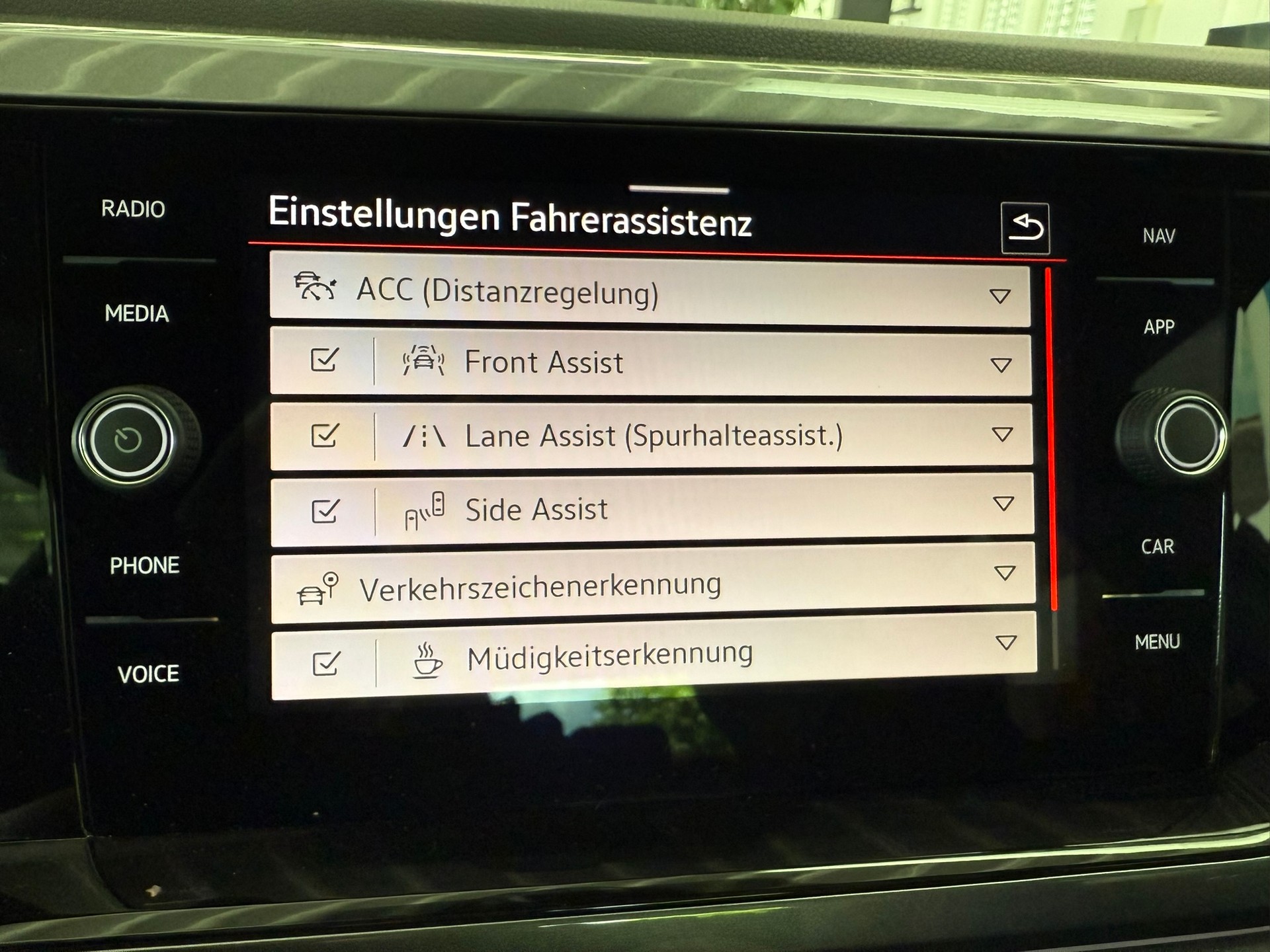 VW Polo 2.0 TSI GTI DSG, 8-fach breift-image-26