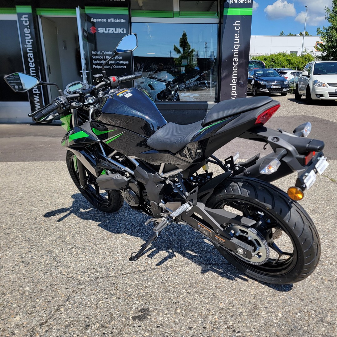 KAWASAKI Z 125-image-5