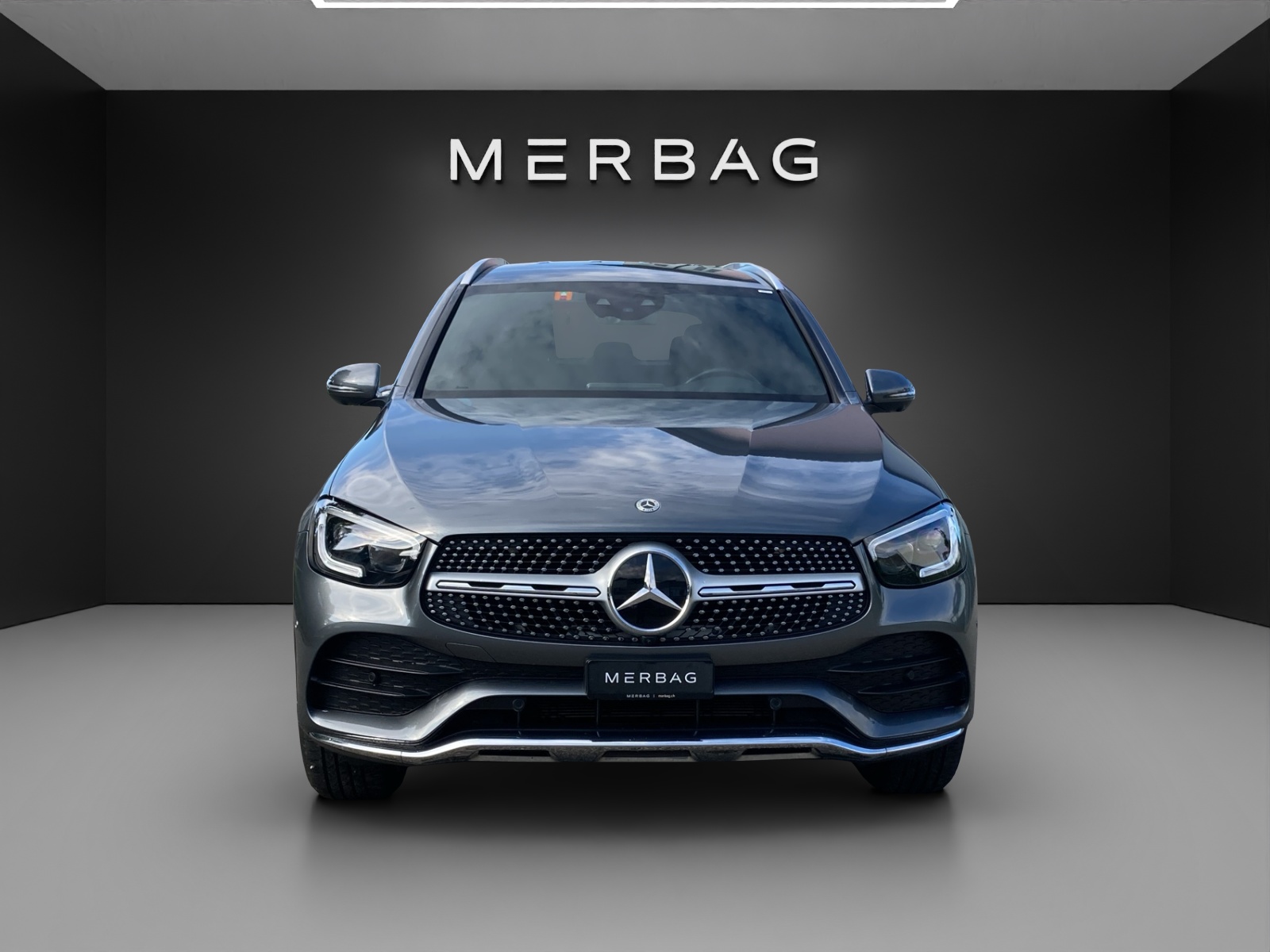 MERCEDES-BENZ GLC 300 e AMG Line 4Matic-image-6