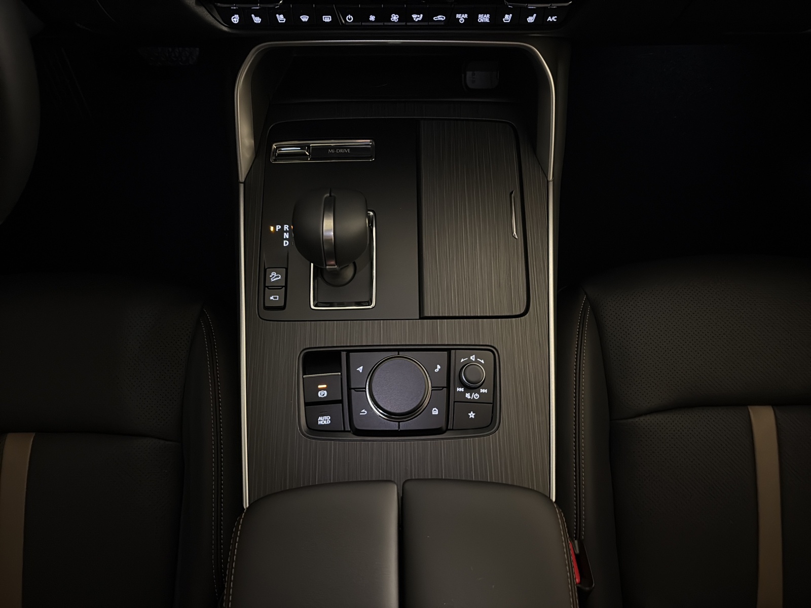 Image MAZDA CX-80 CX-80 e-Skyactiv D254 MHEV AWD Homura Plus