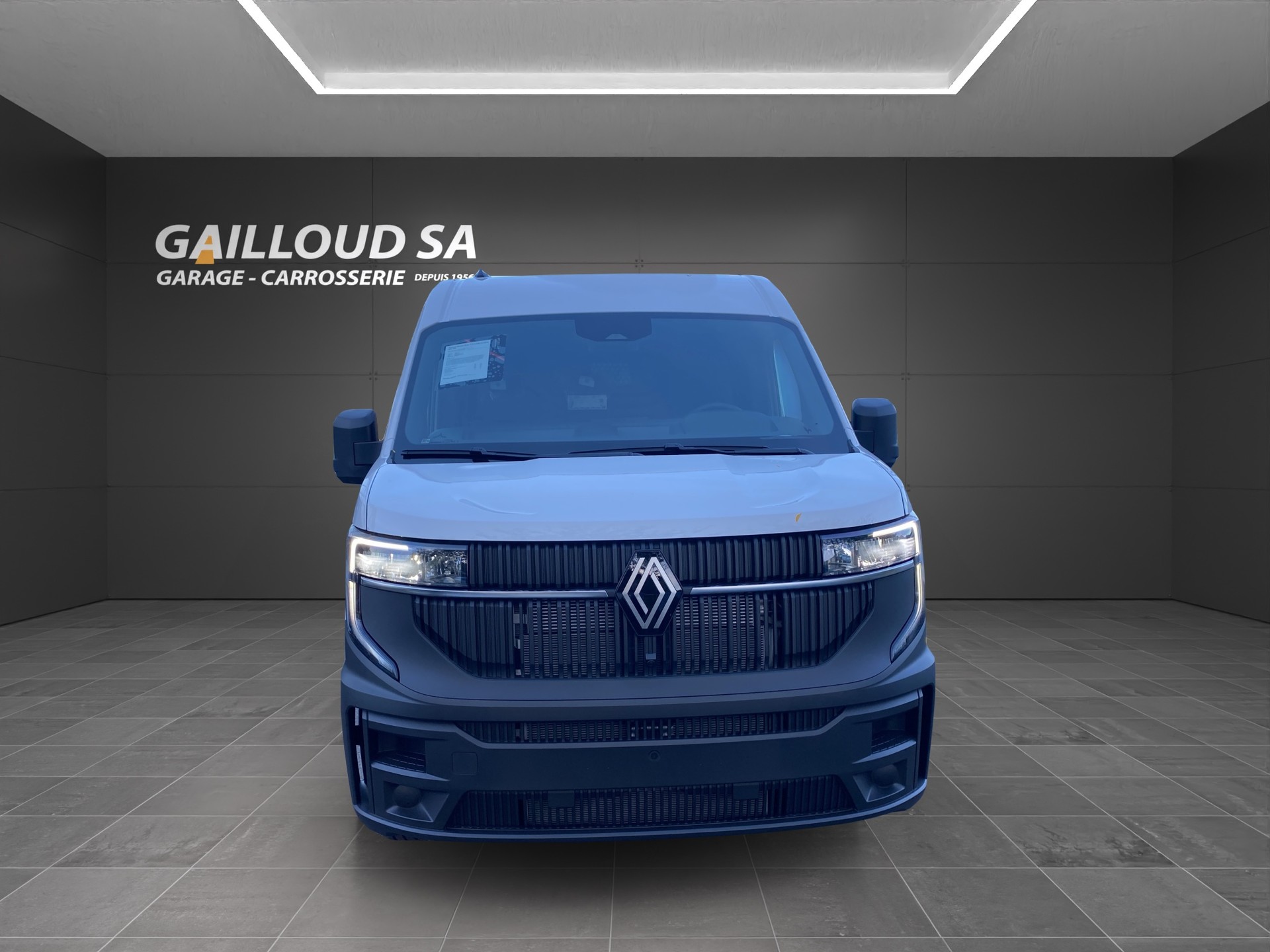 RENAULT Master T35 2.0 Blue dCi 150 L2H2 Automat-showroom-element-2
