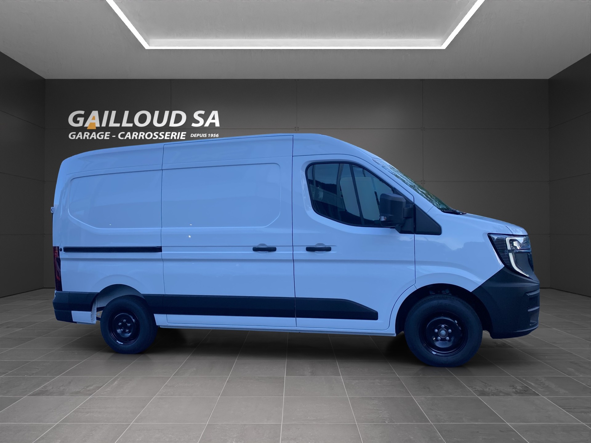 RENAULT Master T35 2.0 Blue dCi 150 L2H2 Automat-image-11