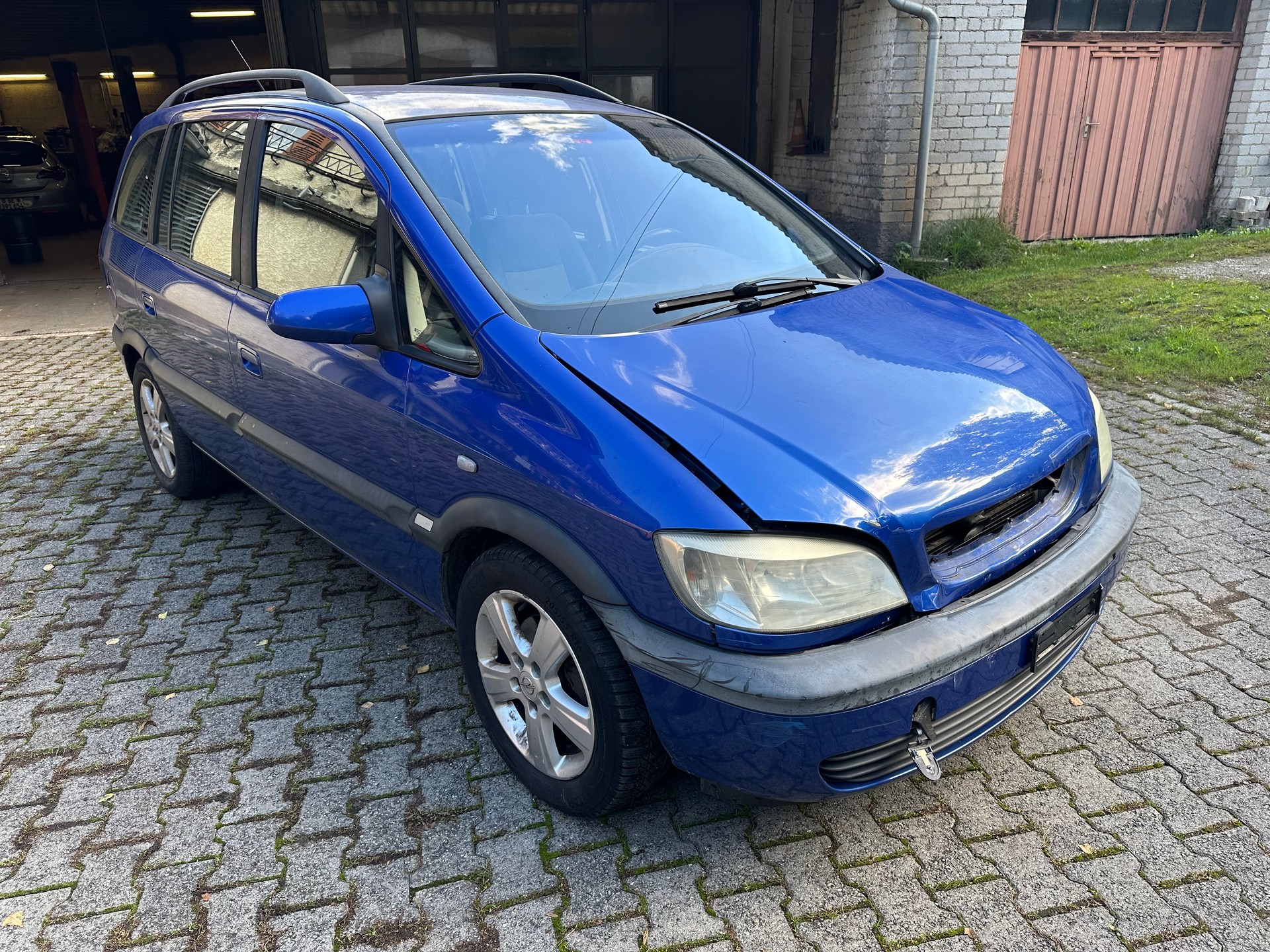 OPEL Zafira 2.2i 16V Linea Fresca FIXPREIS-image-3