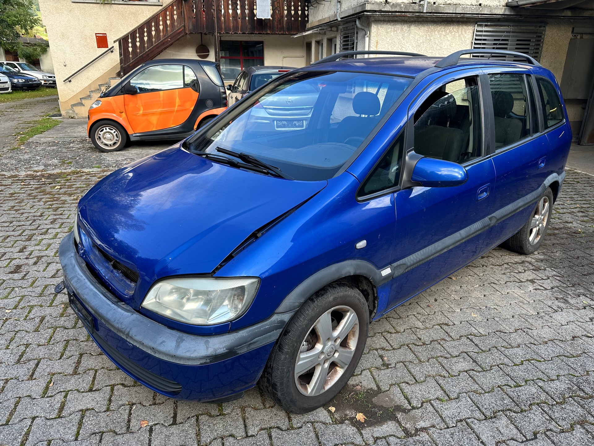 OPEL Zafira 2.2i 16V Linea Fresca FIXPREIS-image-1