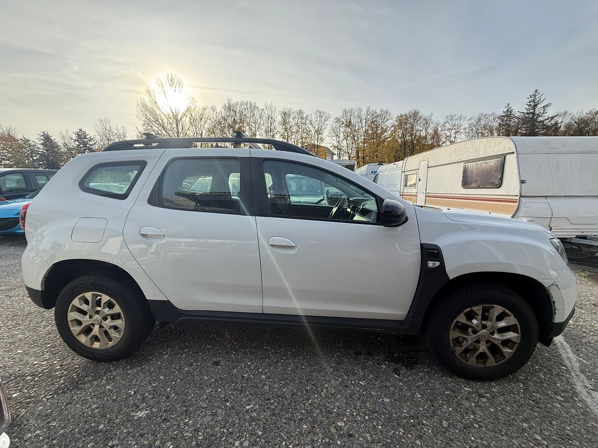 DACIA Duster dCi 115 Celebration 4x4-image-4