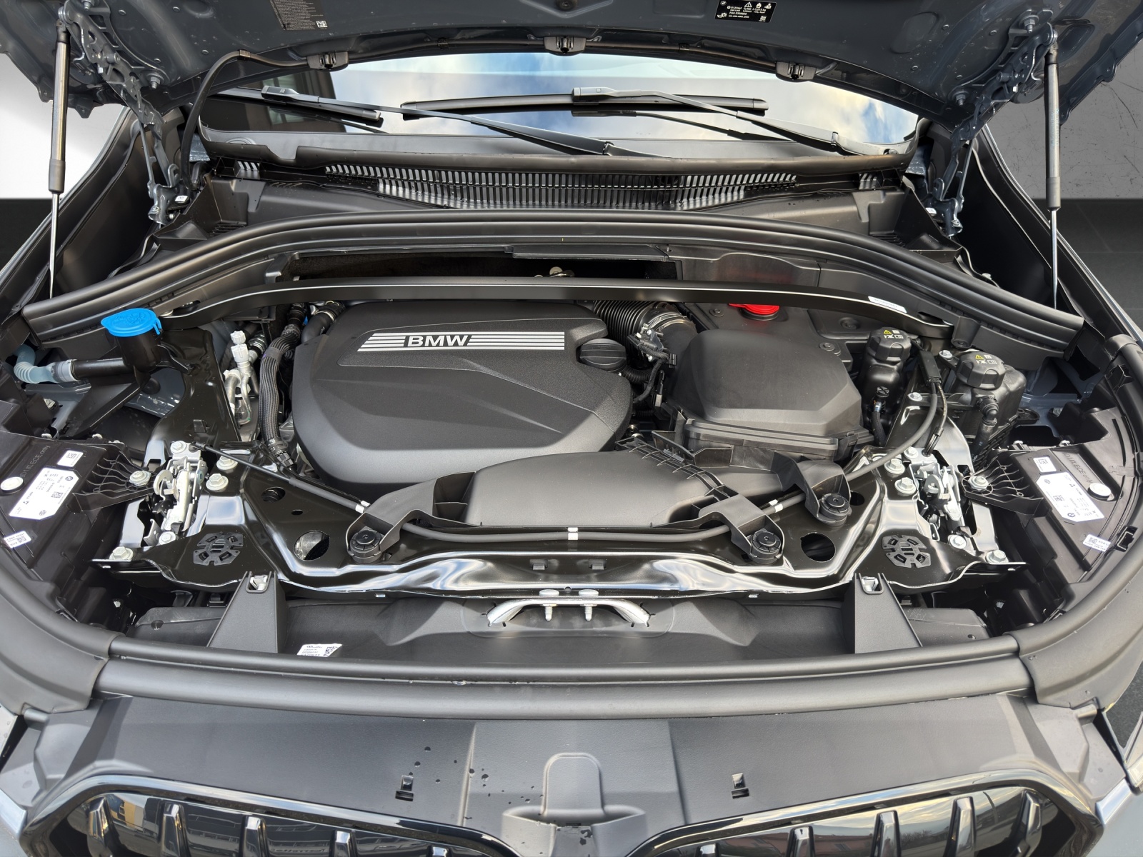 BMW X1 xDrive 23d 48V M Sport Pro-image-18