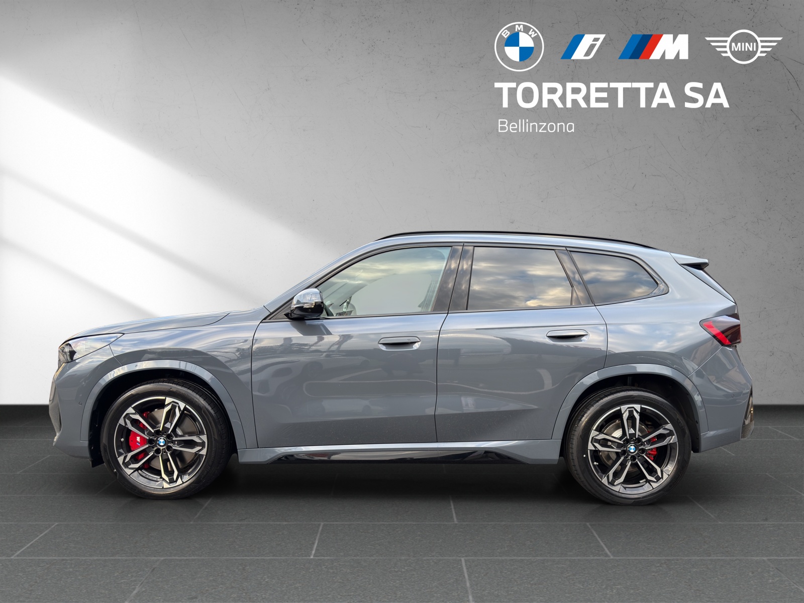 BMW X1 xDrive 23d 48V M Sport Pro-image-1