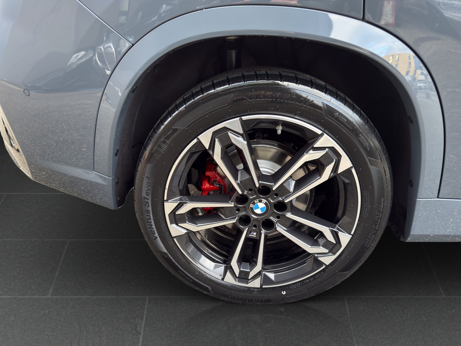 BMW X1 xDrive 23d 48V M Sport Pro-image-10
