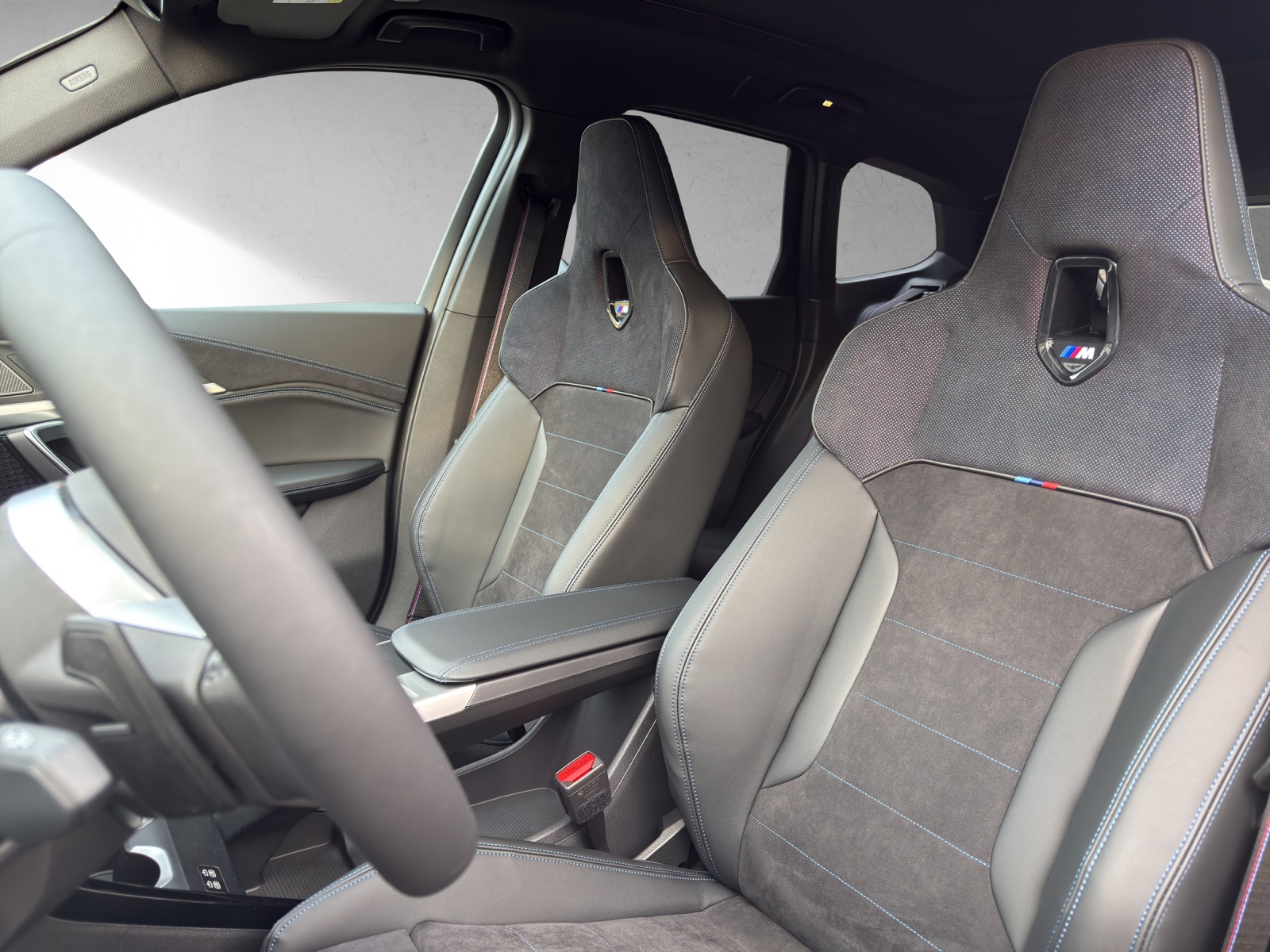 BMW X1 xDrive 23d 48V M Sport Pro-image-15