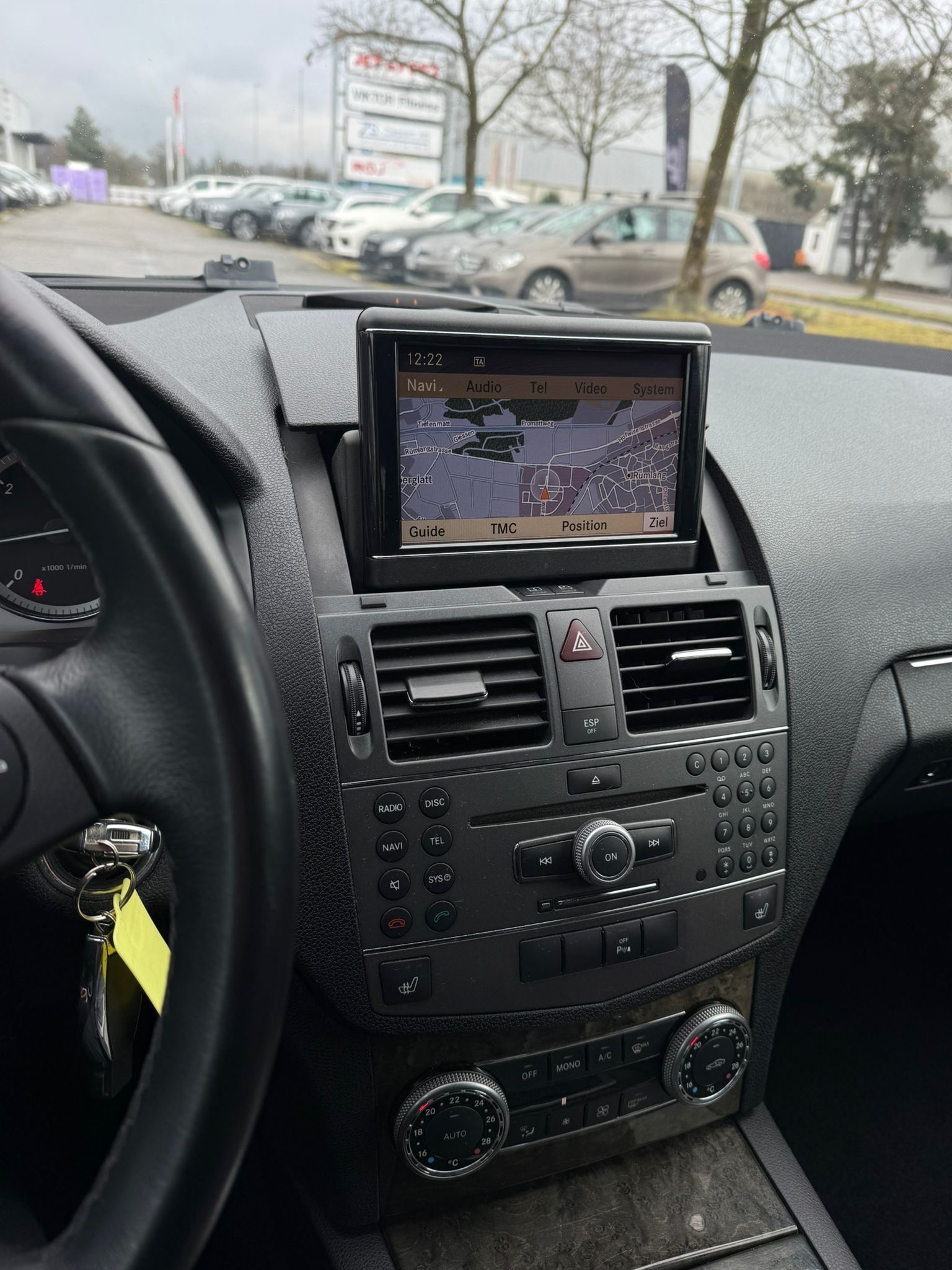 MERCEDES-BENZ C 250 CDI BlueEfficiency Avantgarde Automatic-image-12