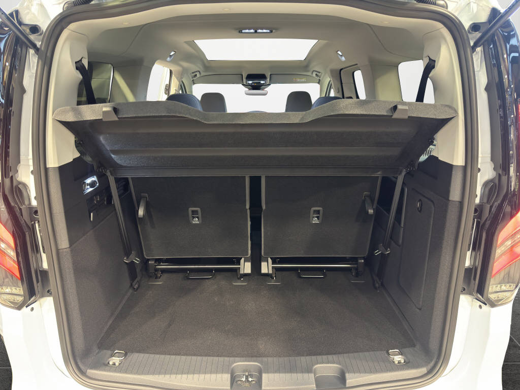 FORD TOURNEO CONNECT Grand 2.0 EcoBlue 122 Active-image-15