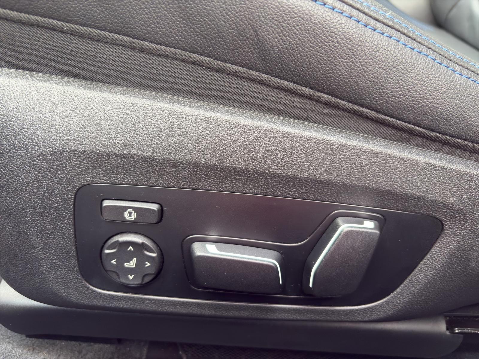 BMW 320d xDrive Touring-image-20