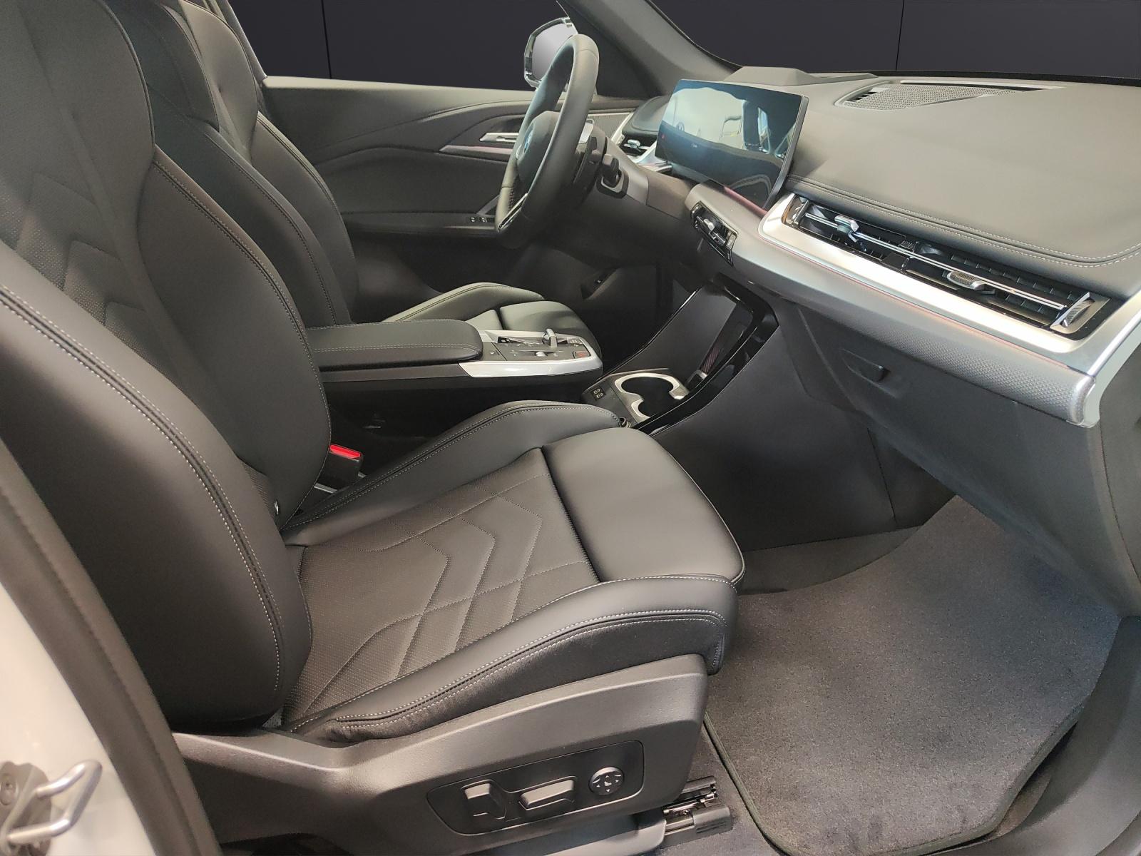 BMW X1 30e xDrive paddles-image-7