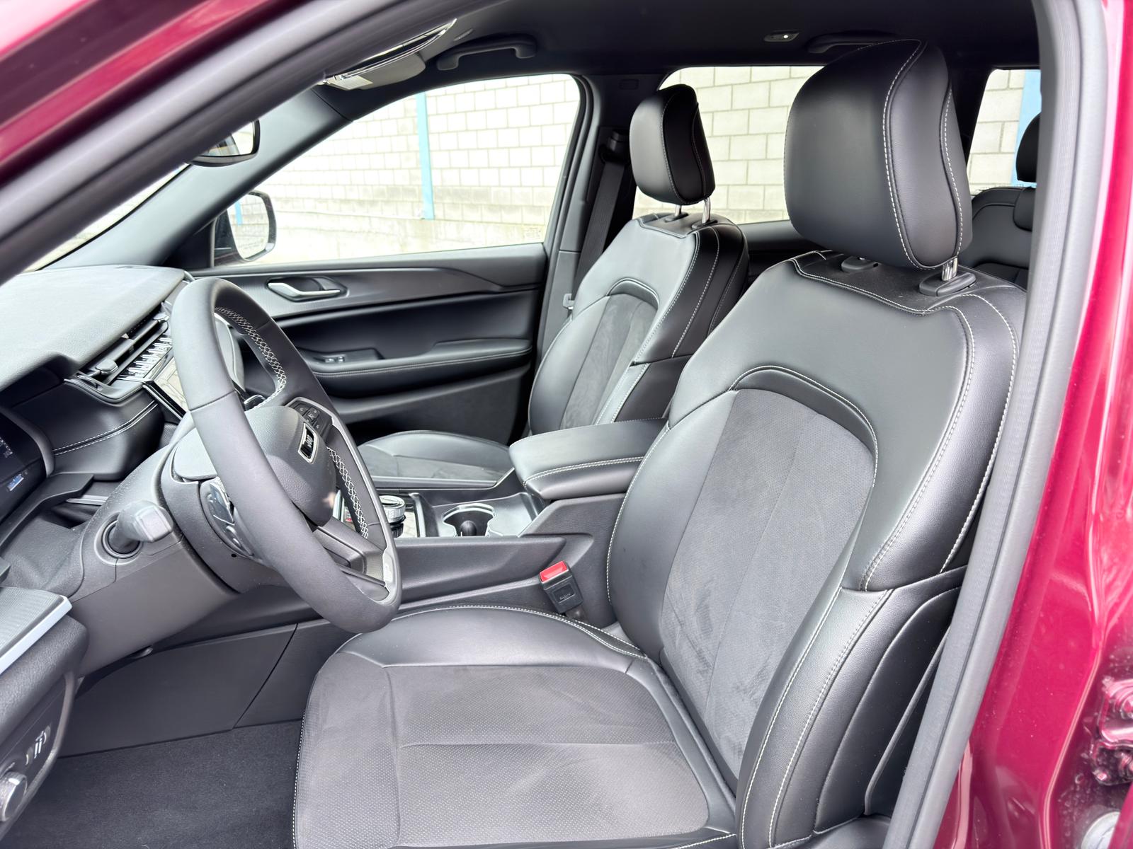 JEEP GRAND CHEROKEE 3.6-V6 4x4 5 Plätzer-image-12