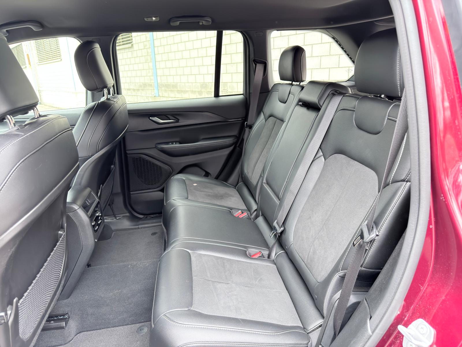 JEEP GRAND CHEROKEE 3.6-V6 4x4 5 Plätzer-image-13