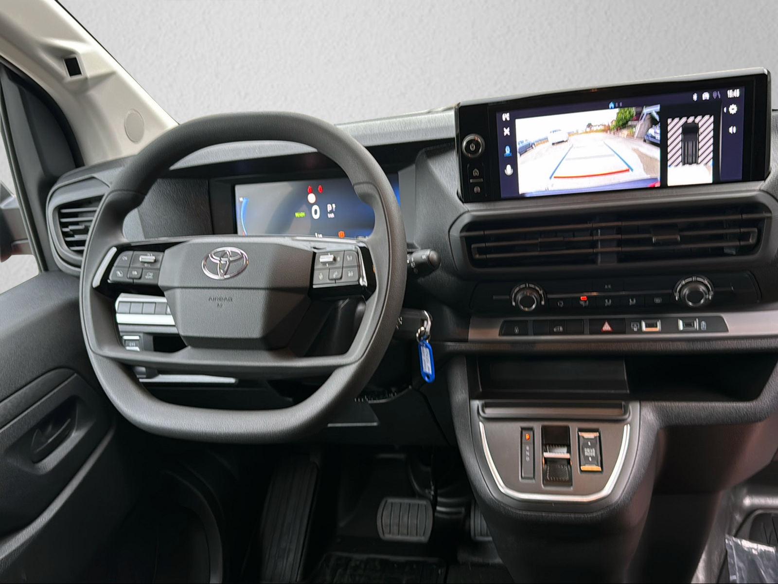 TOYOTA PROACE Van L1 75KWh Advanced-image-9