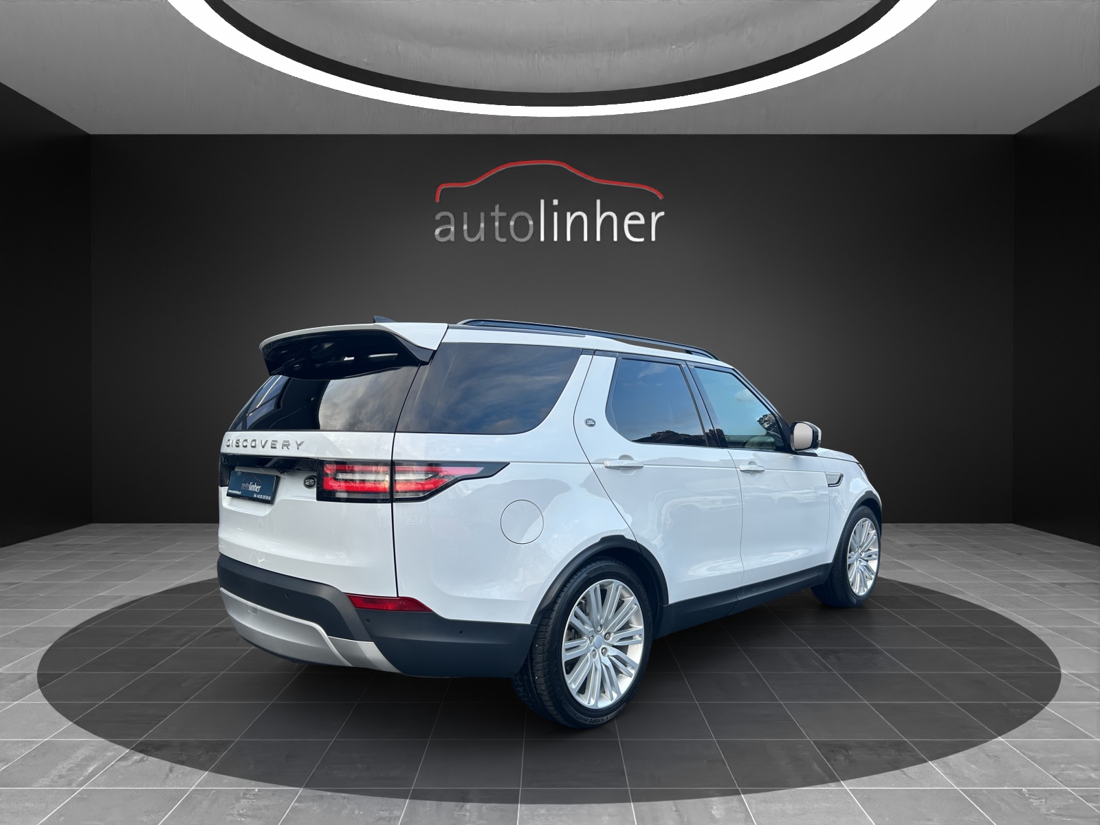 LAND ROVER Discovery 3.0 TD6 HSE Luxury Automatic-image-3