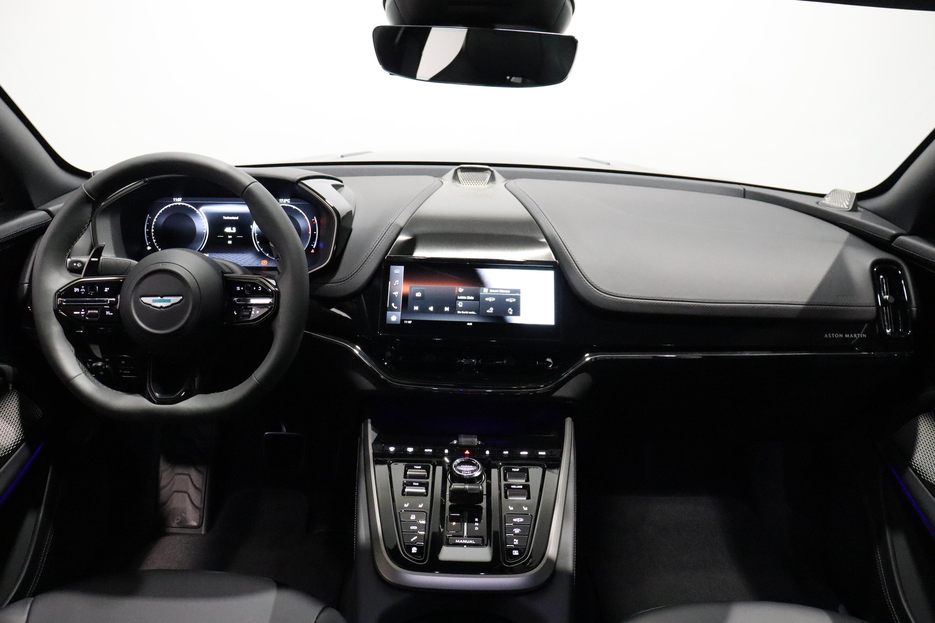 ASTON MARTIN DBX 707 4.0 V8 Bi-Turbo-image-5