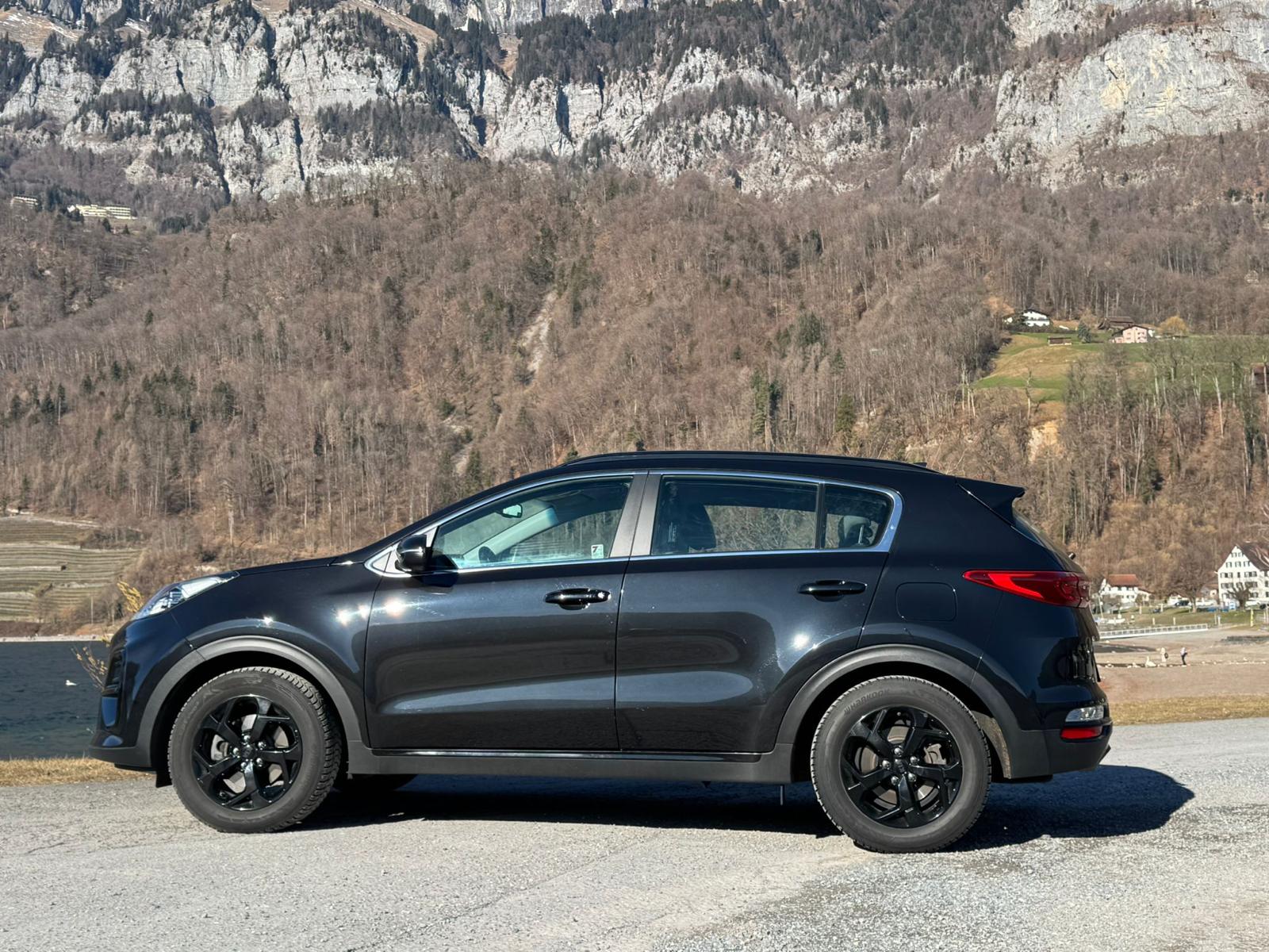KIA Sportage 1.6CRDi Mild Hybrid Black Edition 4WD DCT-image-4