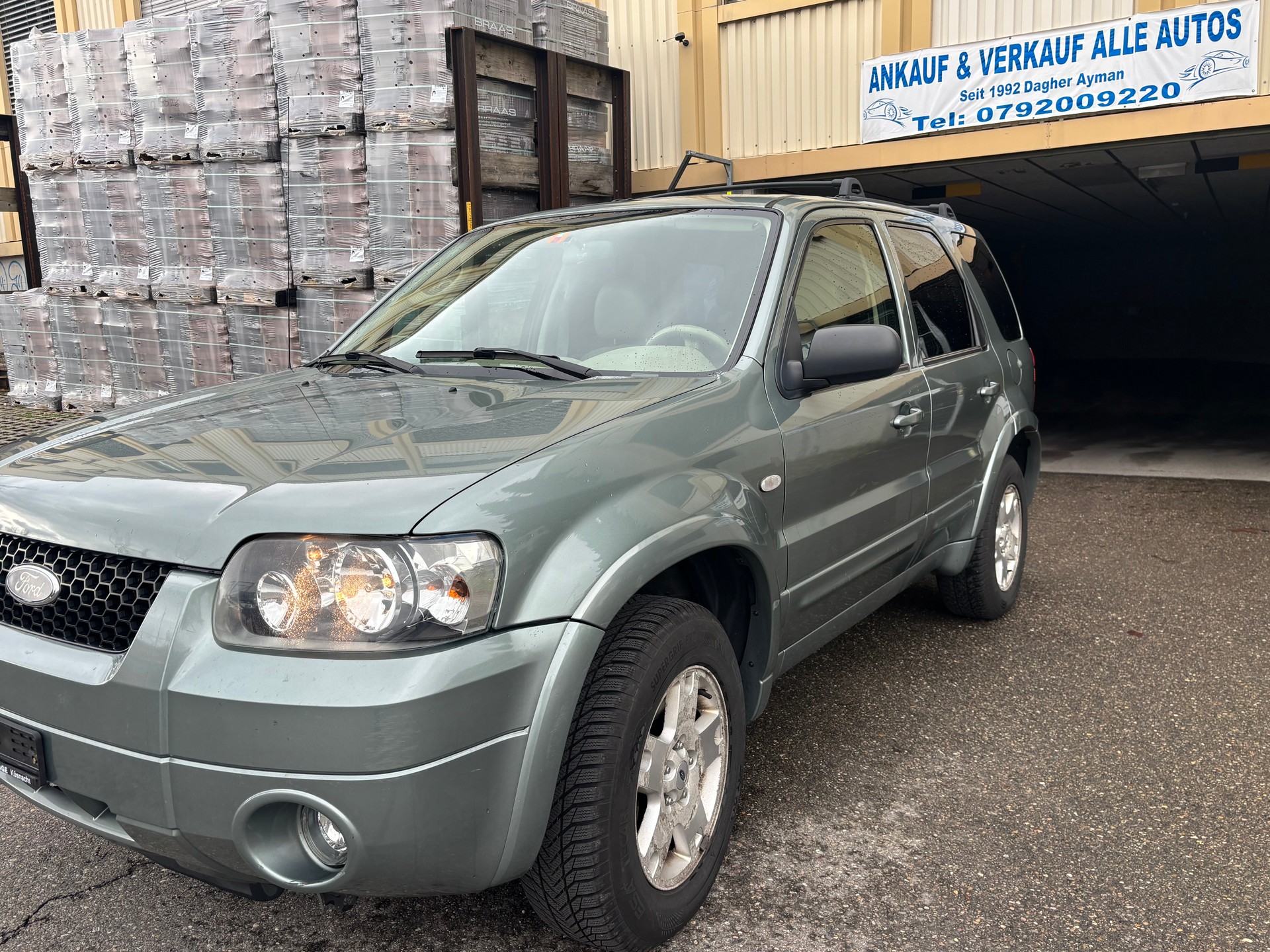 FORD Maverick 3.0 24V Executive-image-2