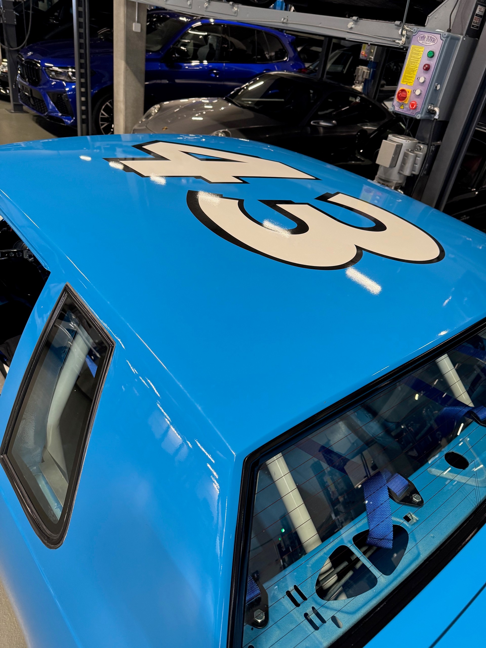 OLDSMOBILE CUTLASS *NASCAR REPLICA* CH legal-image-5
