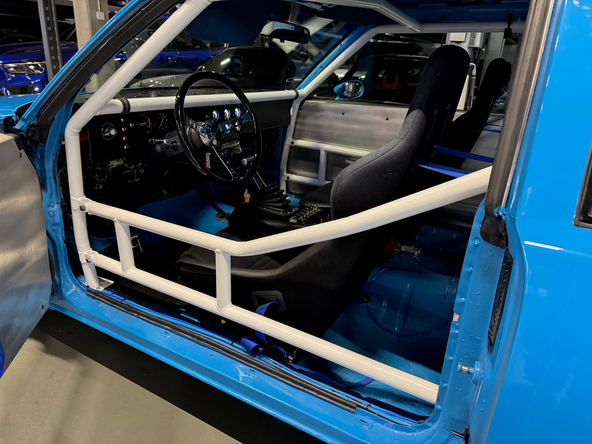 OLDSMOBILE CUTLASS *NASCAR REPLICA* CH legal-image-8