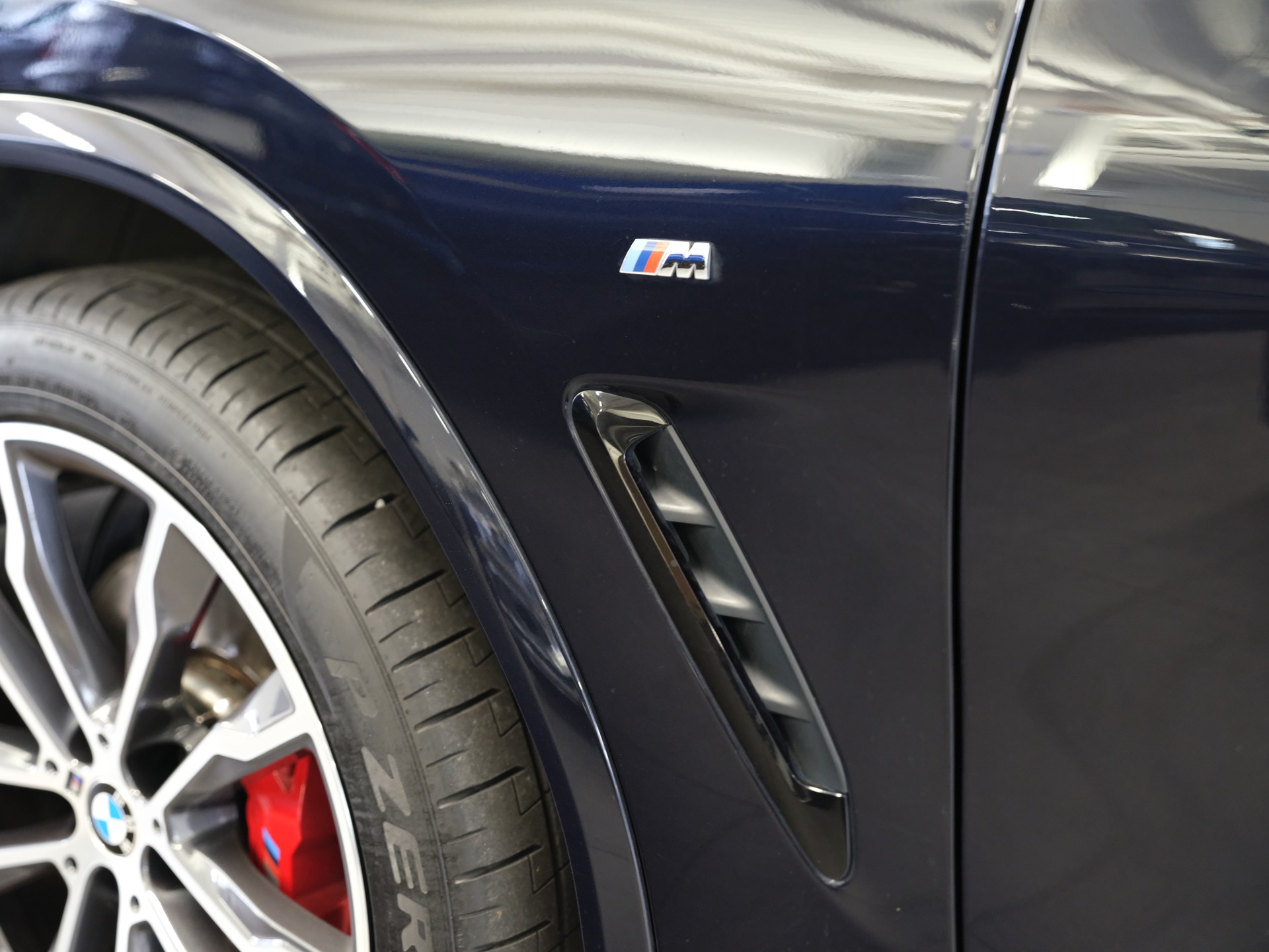 BMW X4 xDrive 48V M40d Steptronic *Pano* *Parkassistent-Paket Plus* *Beheizbares Lenkrad*-image-14