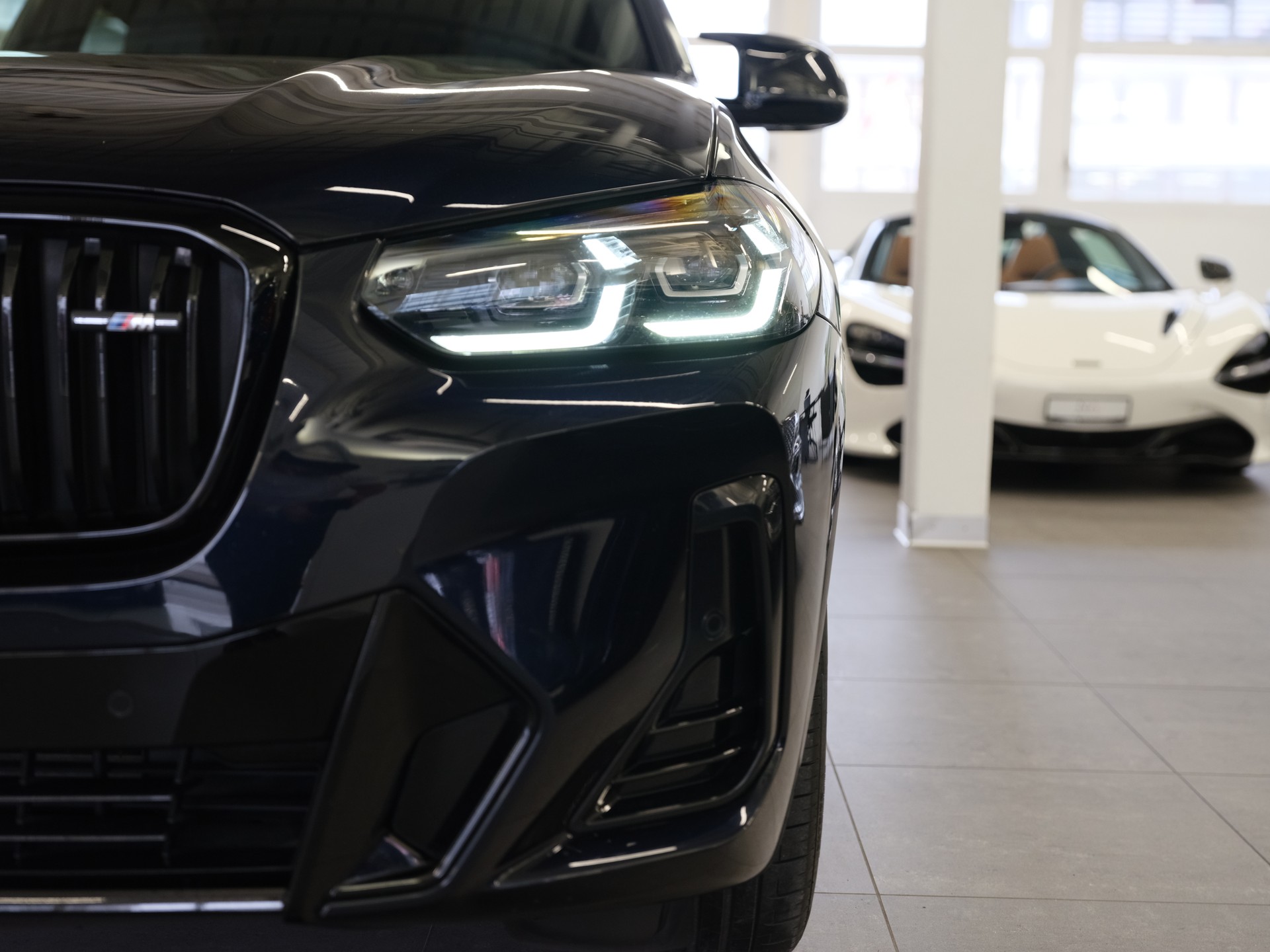 BMW X4 xDrive 48V M40d Steptronic *Pano* *Parkassistent-Paket Plus* *Beheizbares Lenkrad*-image-8