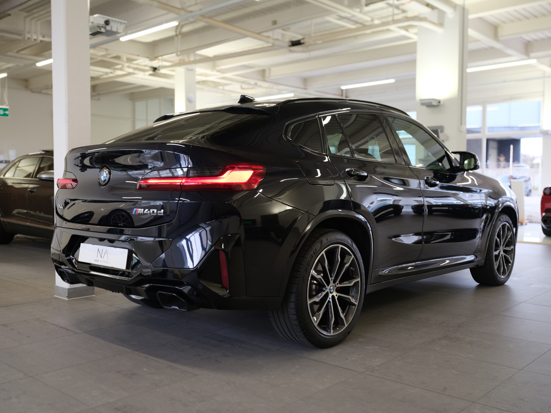 BMW X4 xDrive 48V M40d Steptronic *Pano* *Parkassistent-Paket Plus* *Beheizbares Lenkrad*-image-5