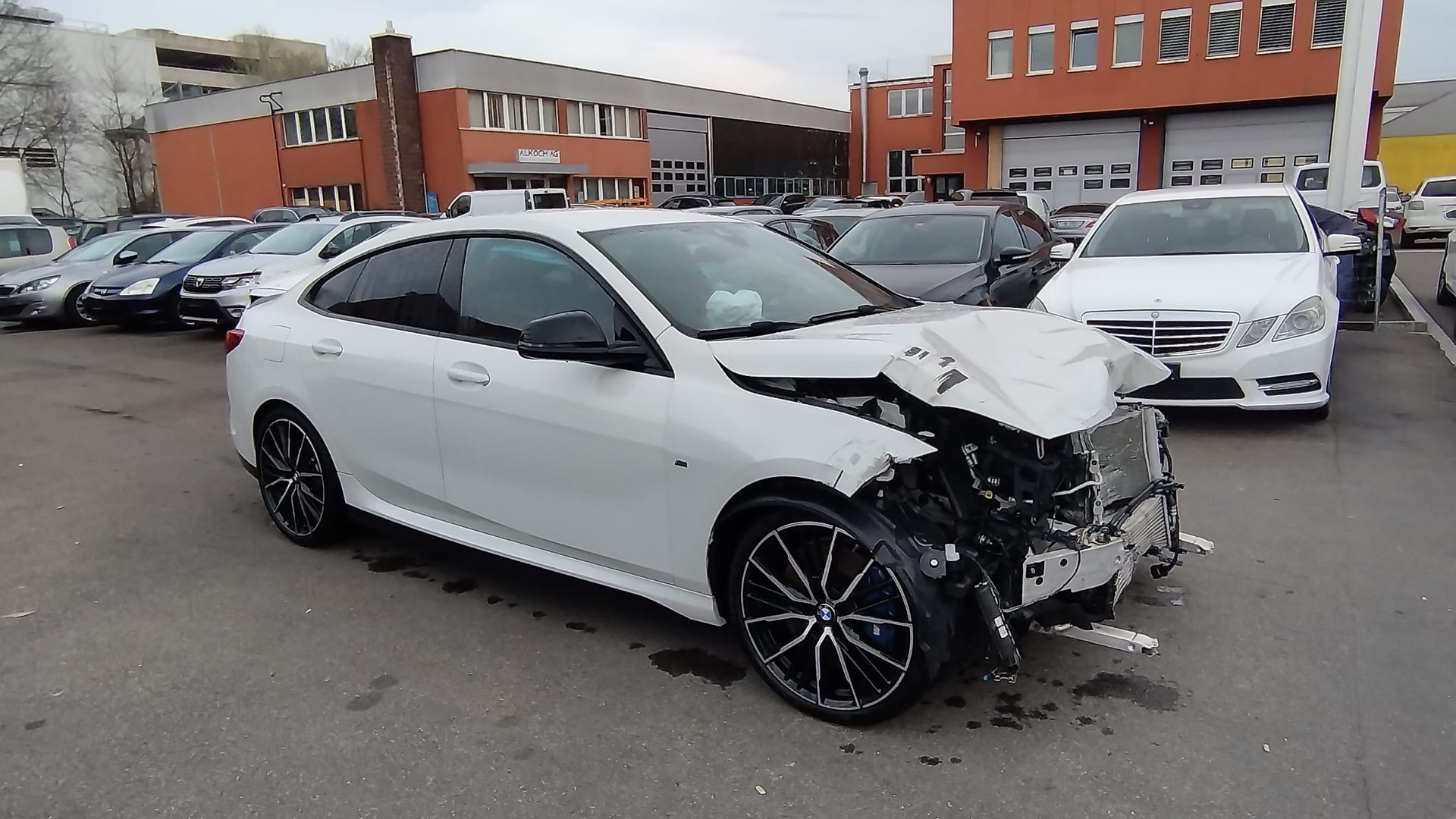 BMW M235i Gran Coupé xDrive-image-4