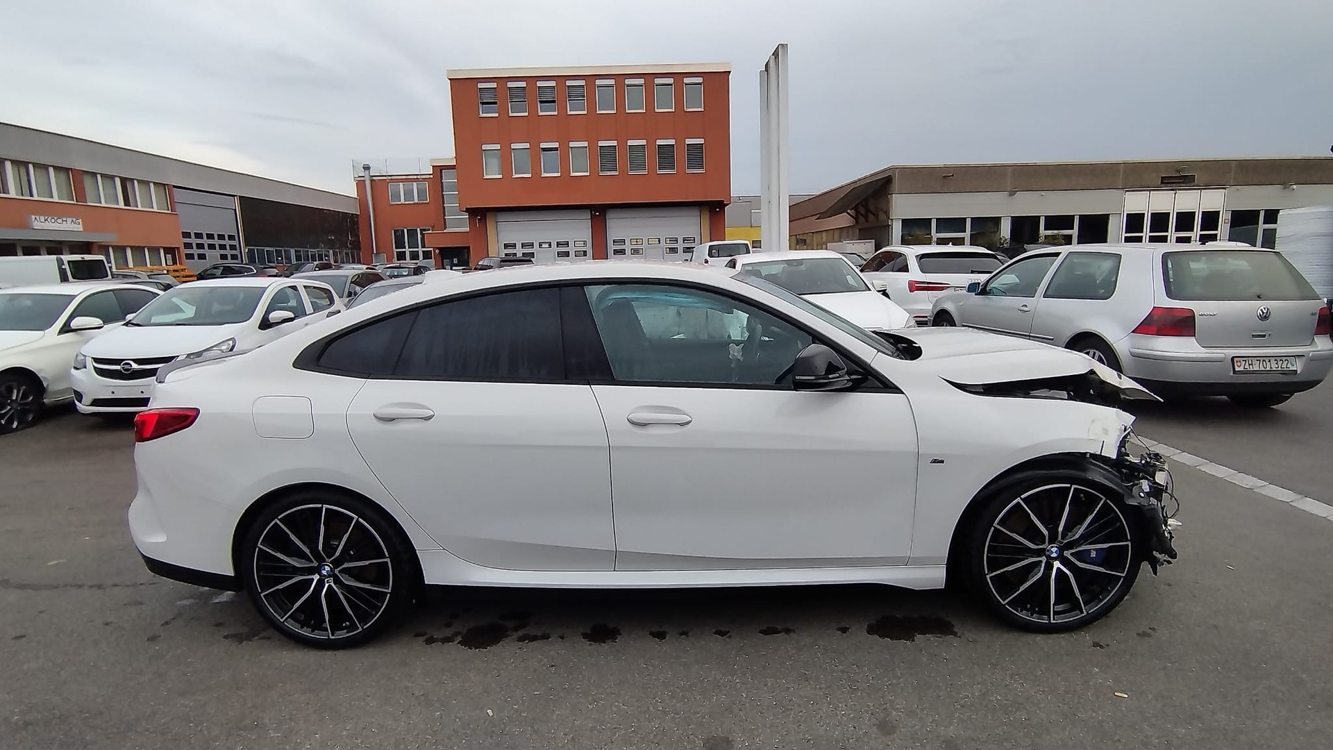 BMW M235i Gran Coupé xDrive-image-9