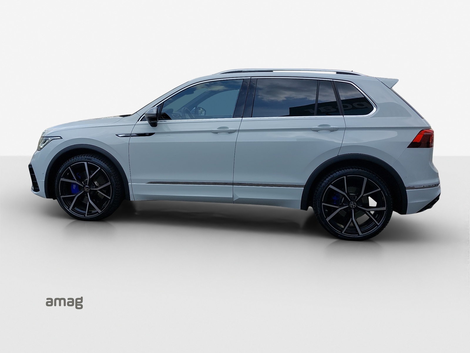 VW Tiguan 2.0TSI R 4Motion DSG-image-1