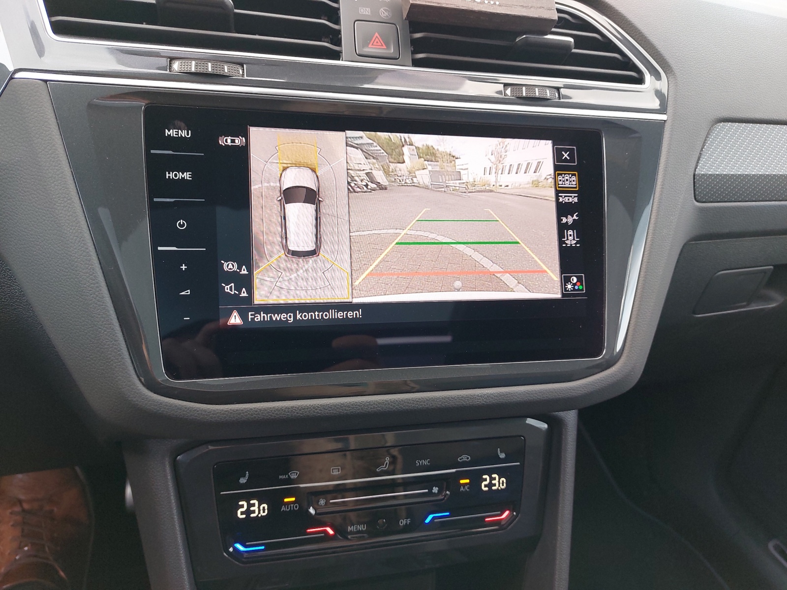 VW Tiguan 2.0TSI R 4Motion DSG-image-15