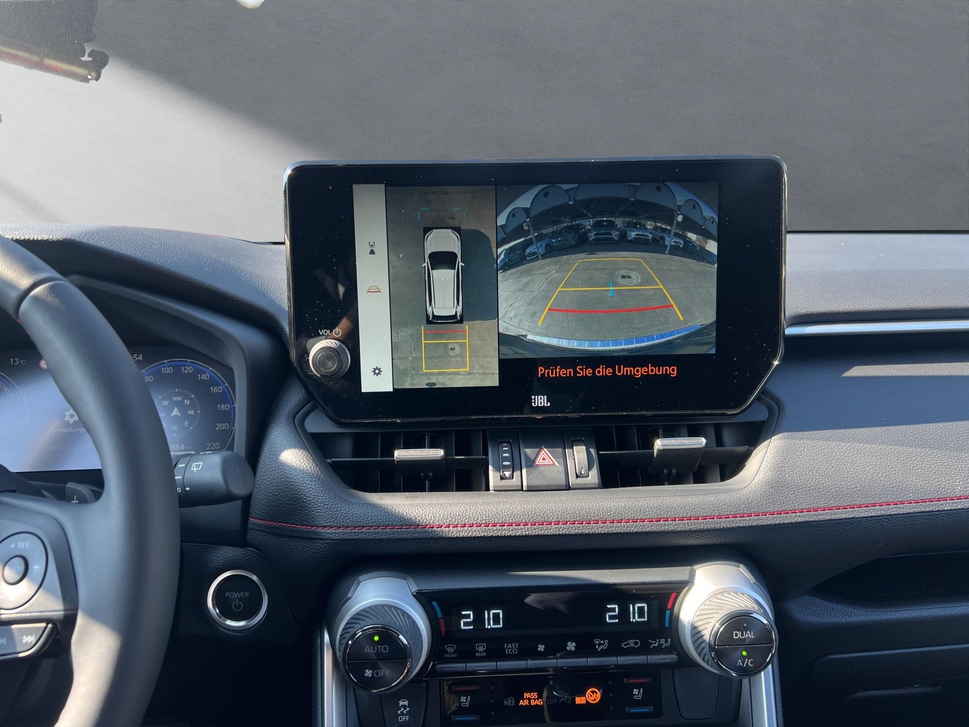 TOYOTA RAV4 2.5 Plug-In-Hybrid Platinum-image-7