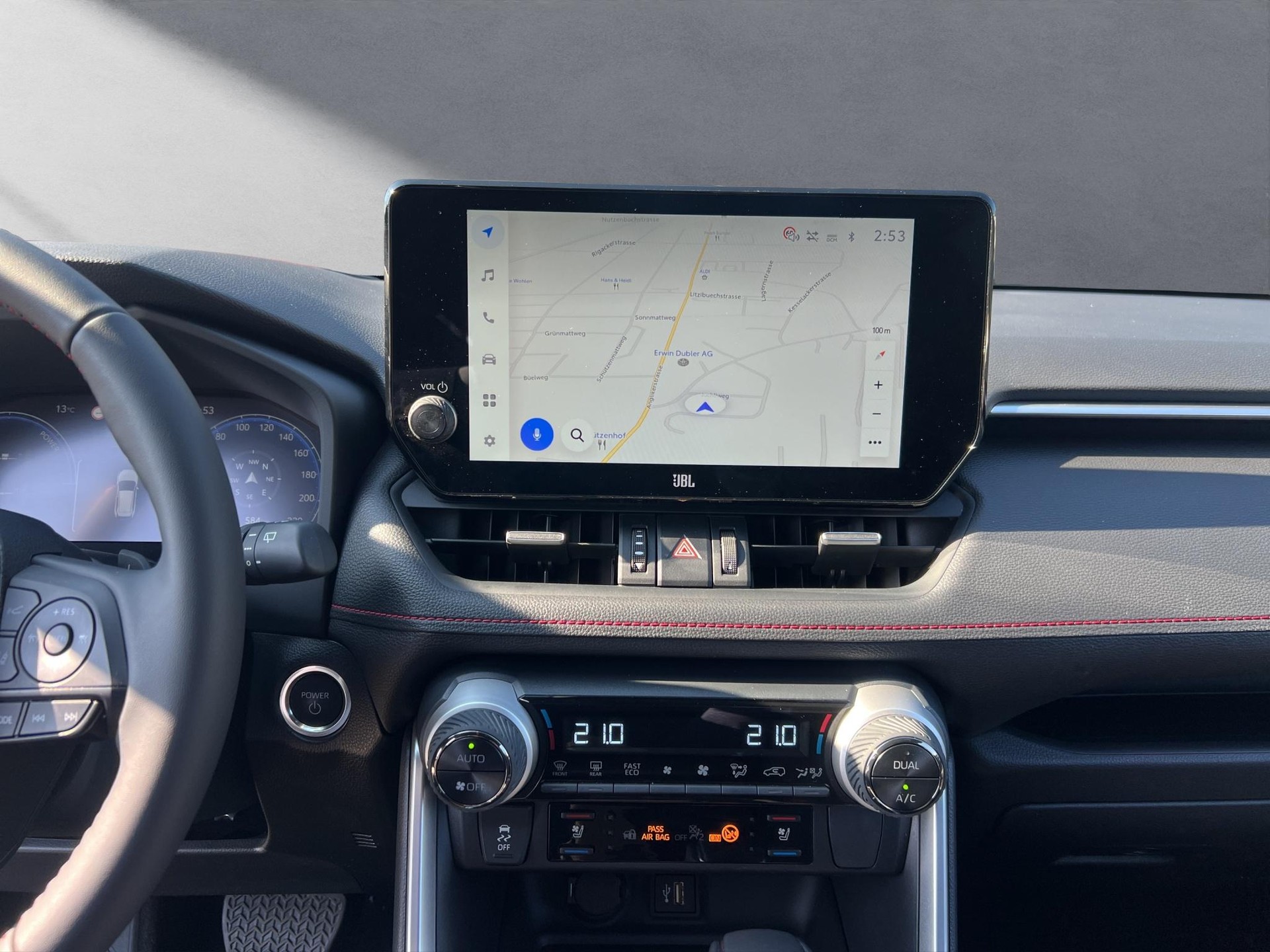 TOYOTA RAV4 2.5 Plug-In-Hybrid Platinum-image-5