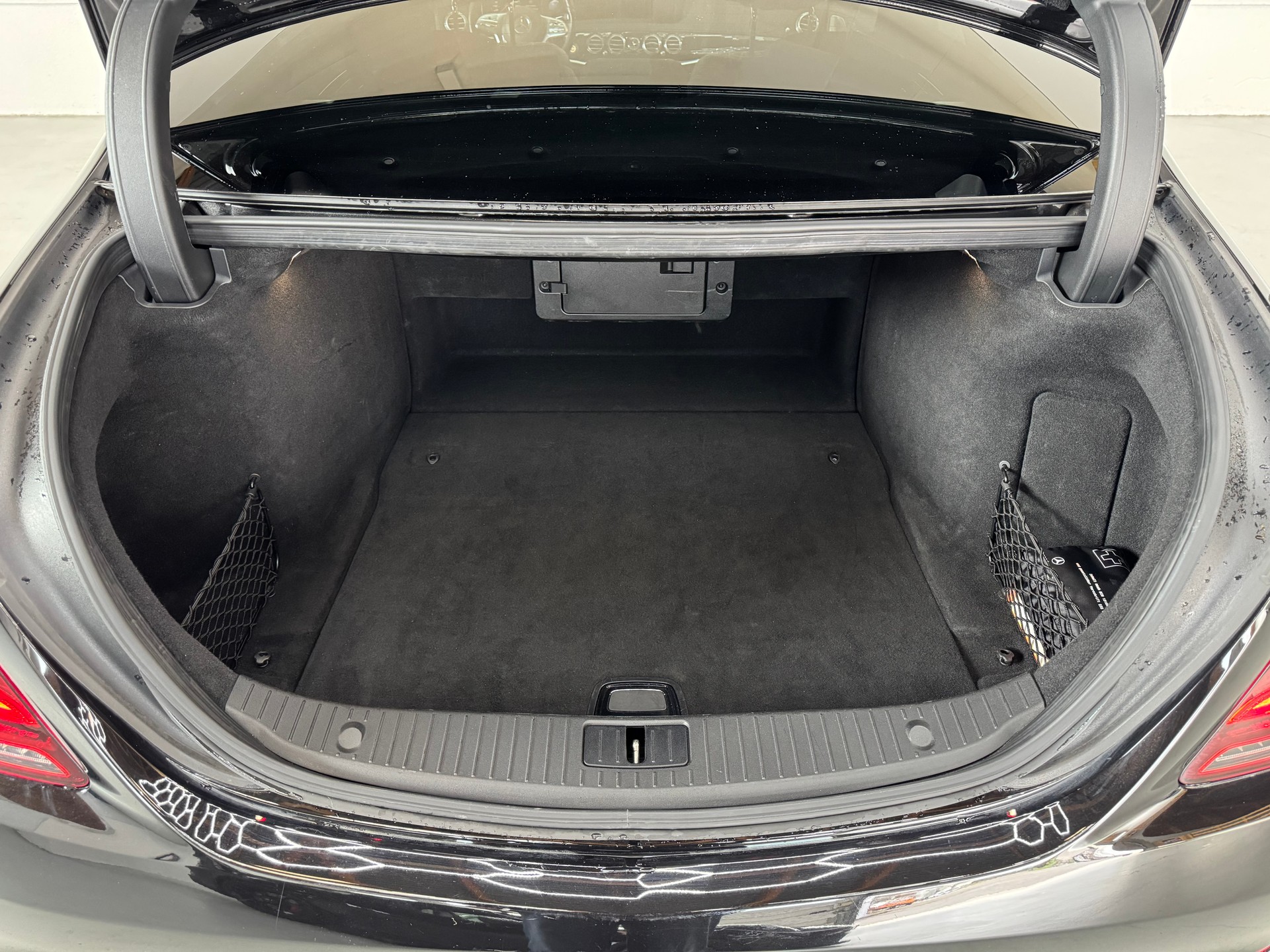 MERCEDES-BENZ S 350 d 4Matic 9G-Tronic-image-29