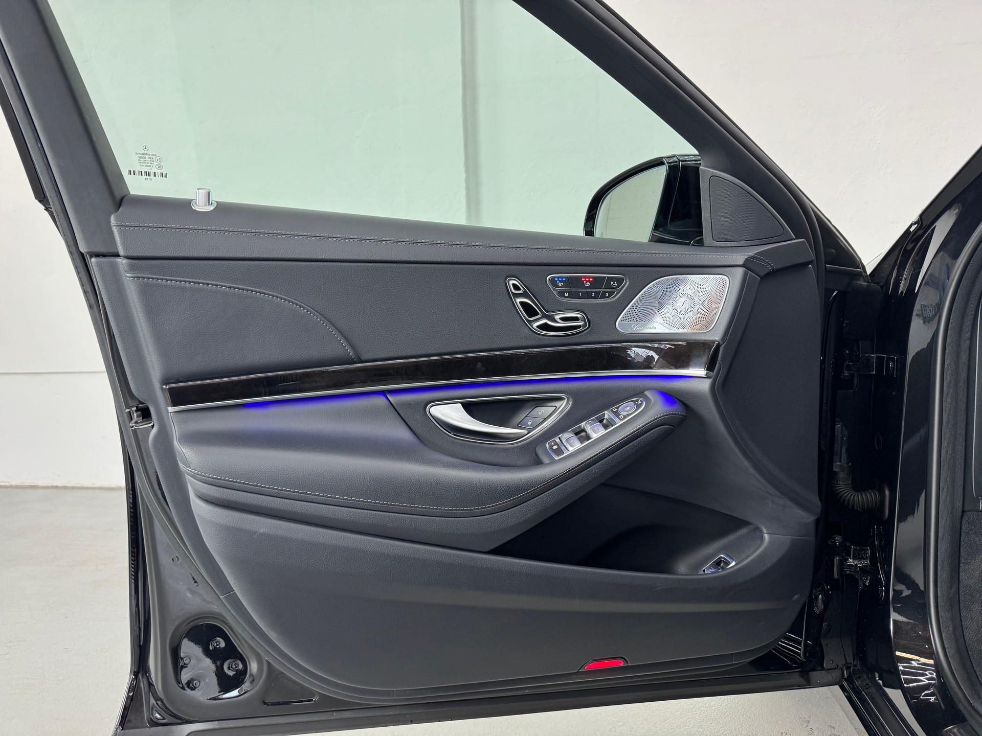 MERCEDES-BENZ S 350 d 4Matic 9G-Tronic-image-25