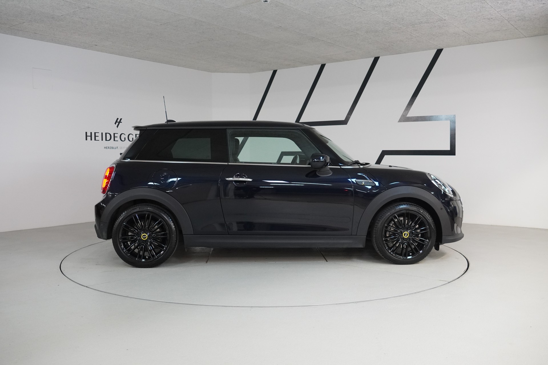 MINI Cooper SE-image-8