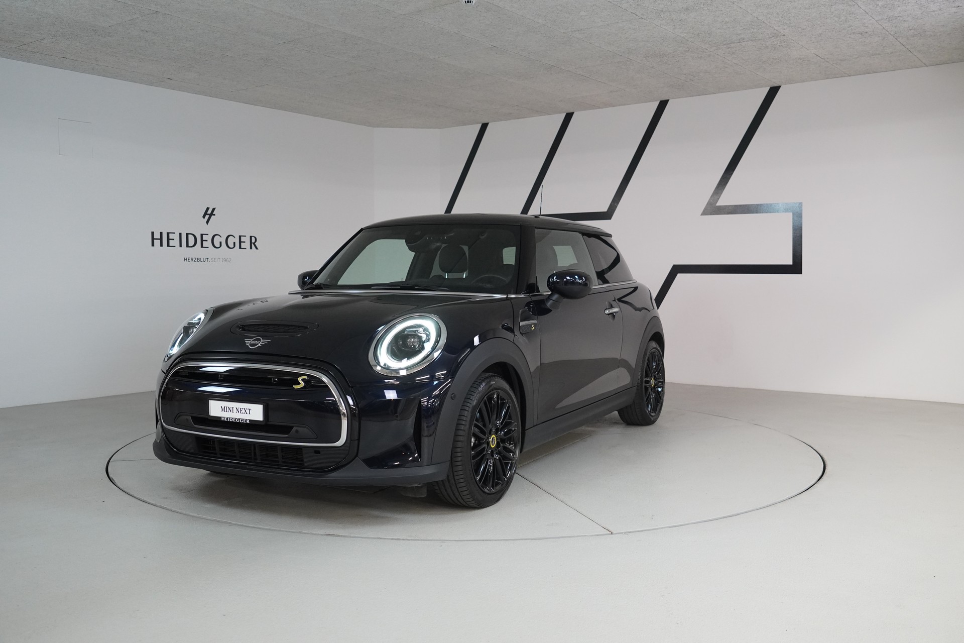 MINI Cooper SE-image-0